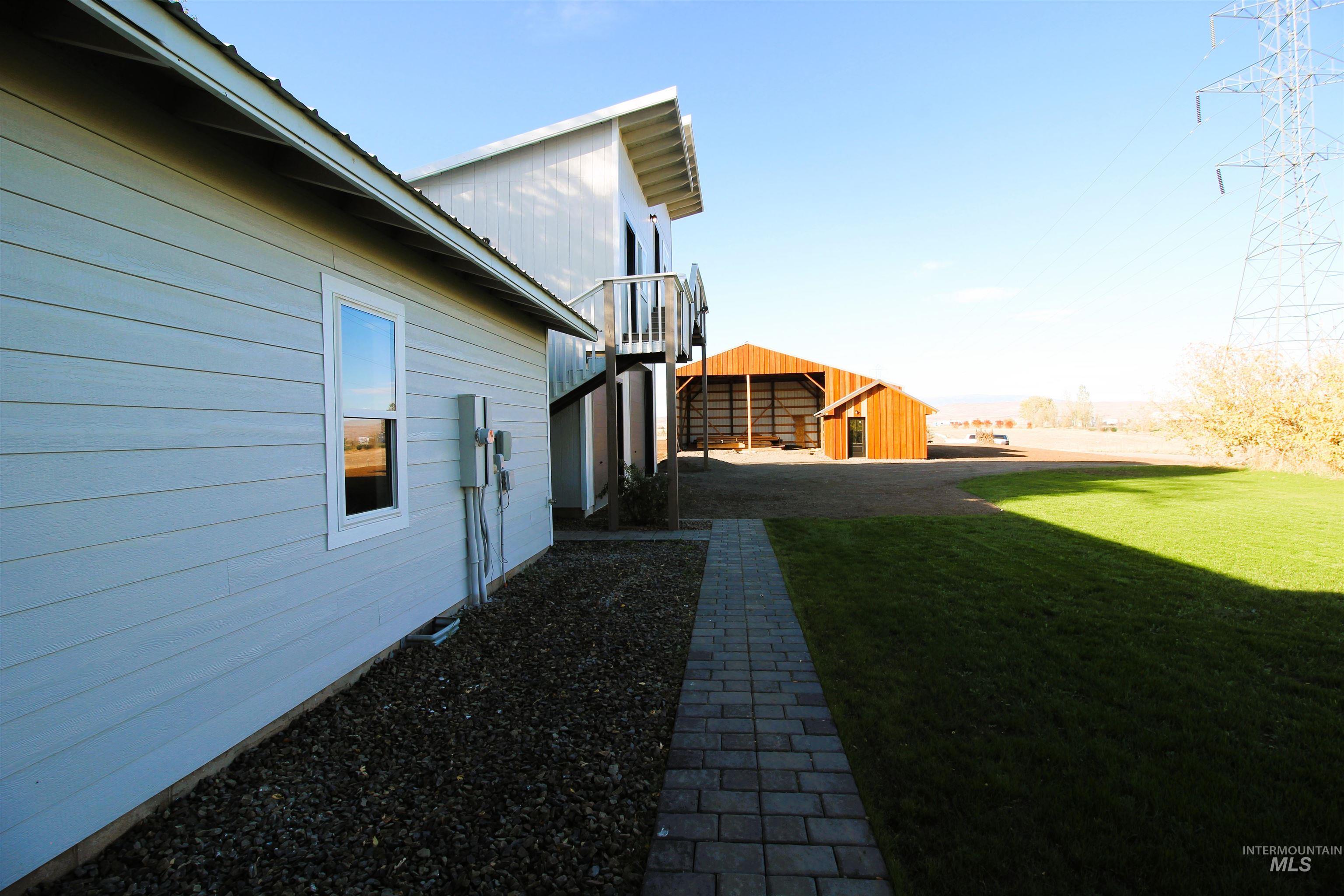 2253 Waite Rd, Midvale, Idaho 83645, 3 Bedrooms, 2 Bathrooms, Residential For Sale, Price $550,000, 98965290