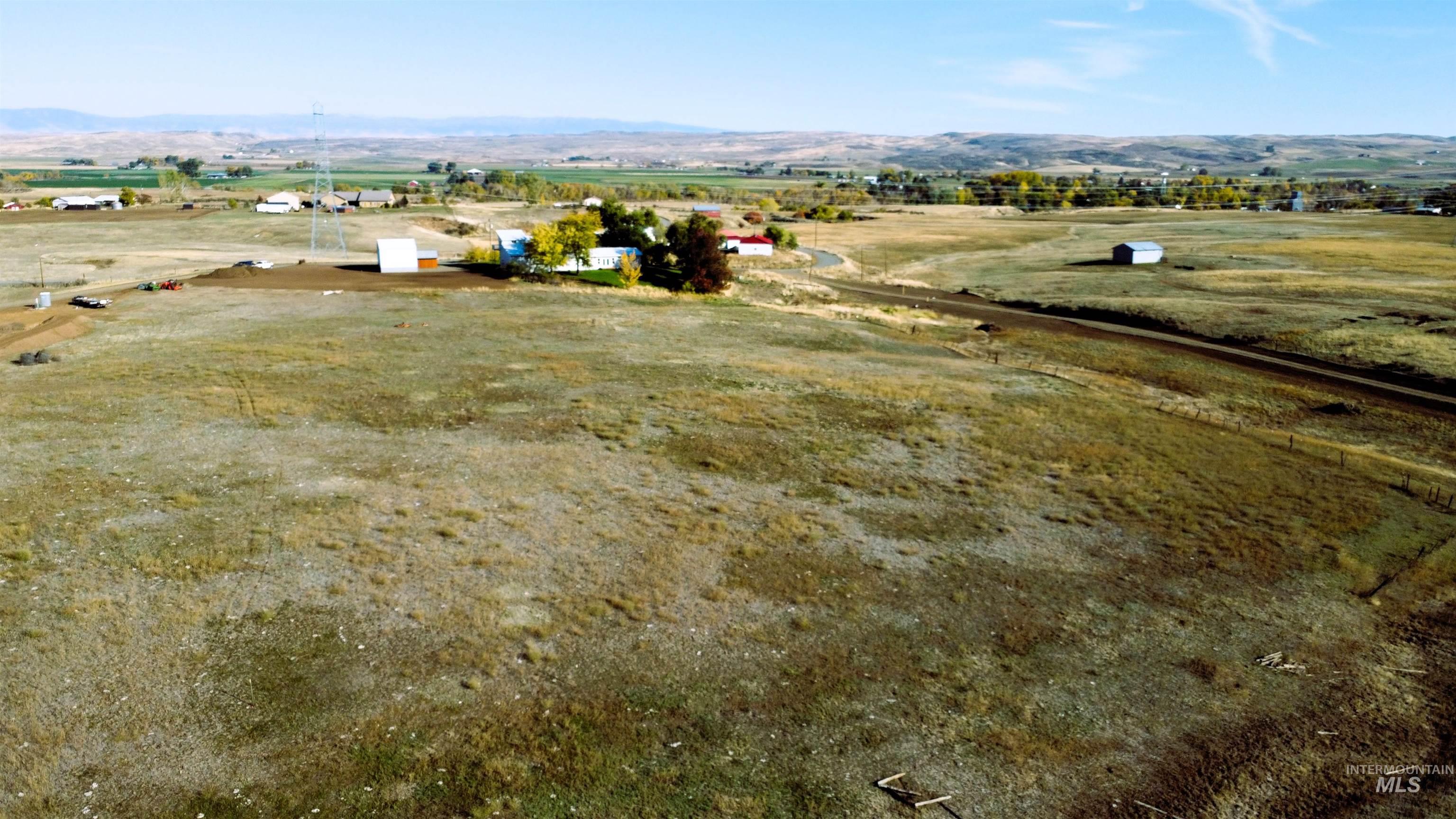 2253 Waite Rd, Midvale, Idaho 83645, 3 Bedrooms, 2 Bathrooms, Residential For Sale, Price $550,000, 98965290