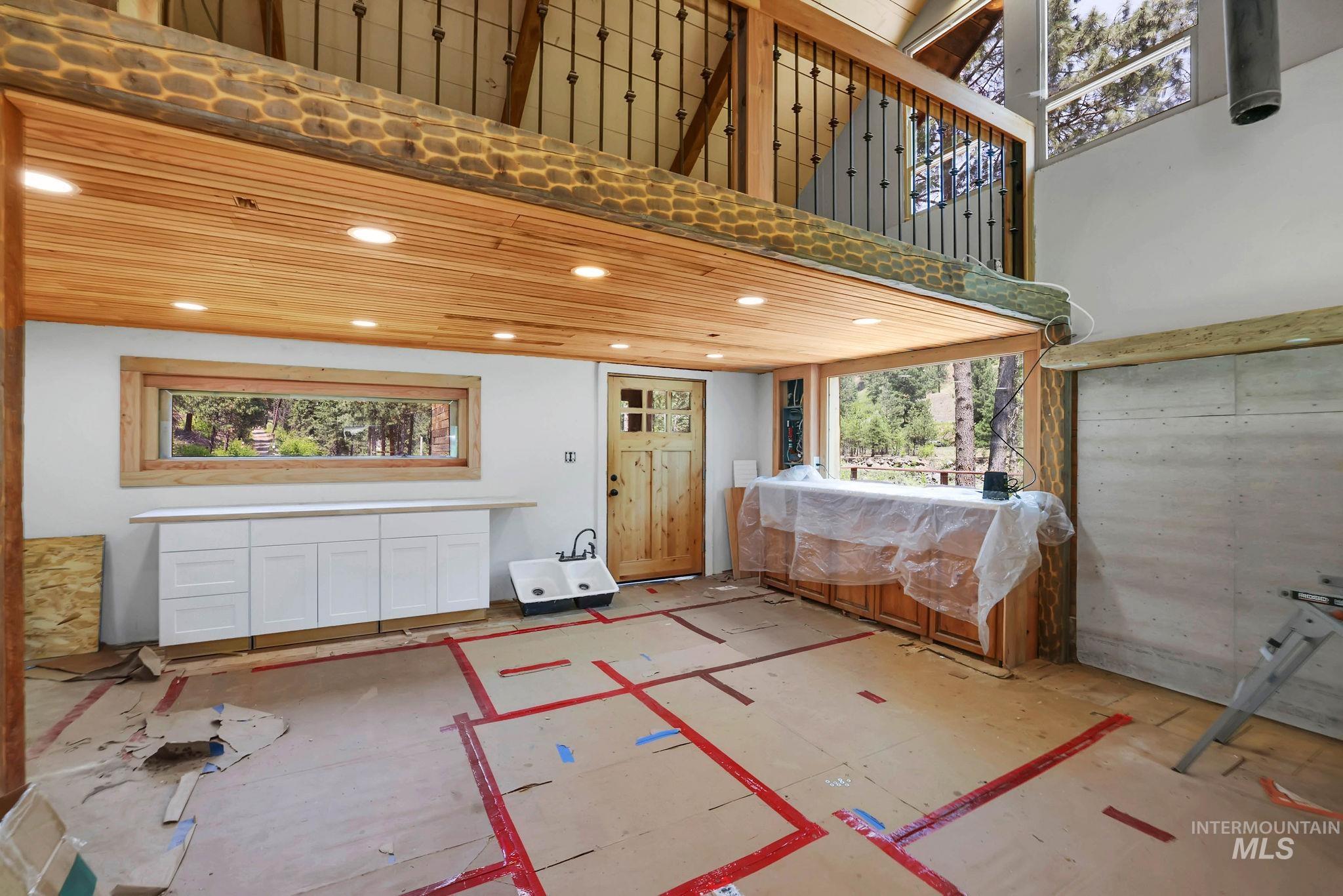 5650 Pines Road, New Meadows, Idaho 83654, 1 Bedroom, 2.5 Bathrooms, Residential For Sale, Price $389,900, 98965293