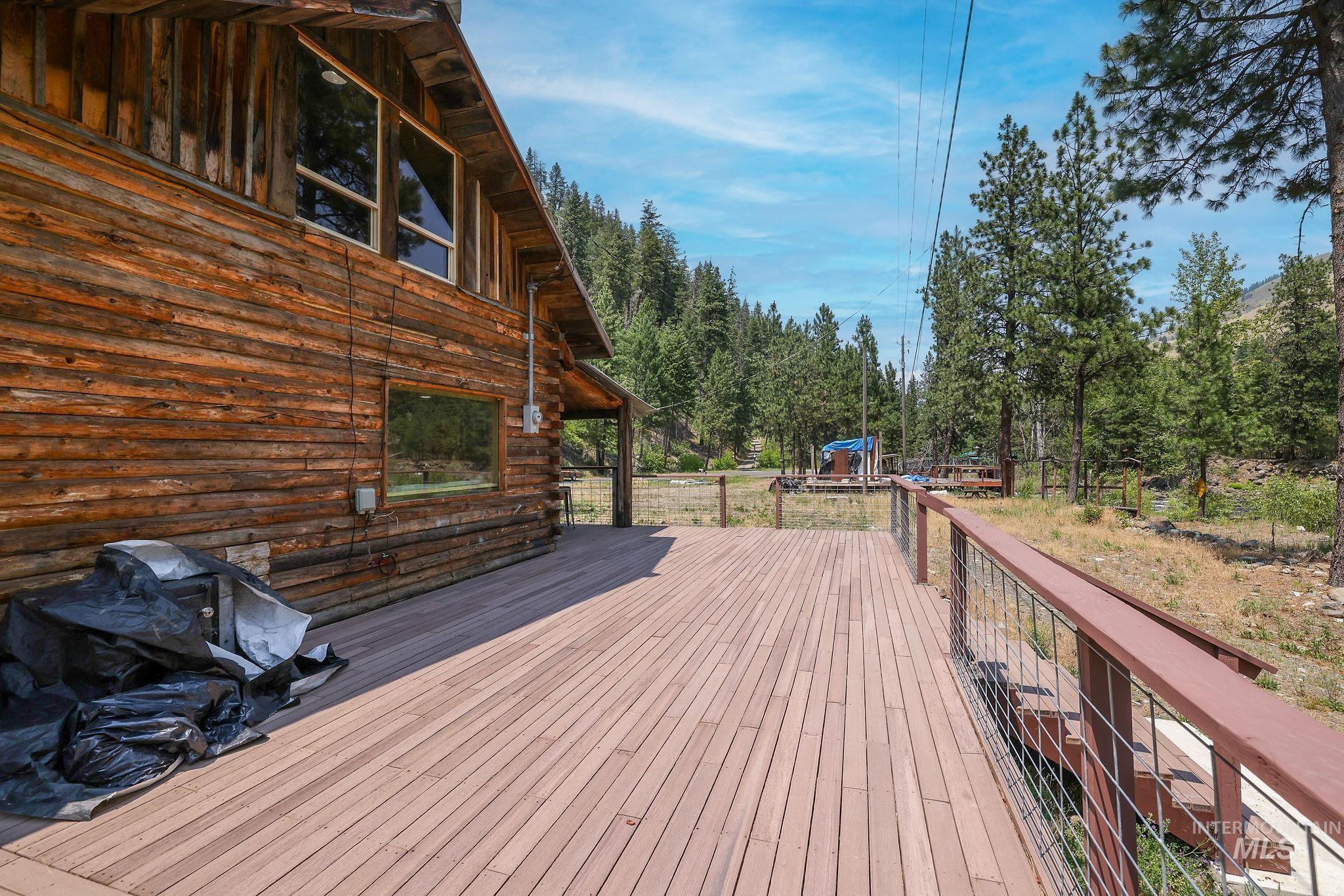 5650 Pines Road, New Meadows, Idaho 83654, 1 Bedroom, 2.5 Bathrooms, Residential For Sale, Price $389,900, 98965293