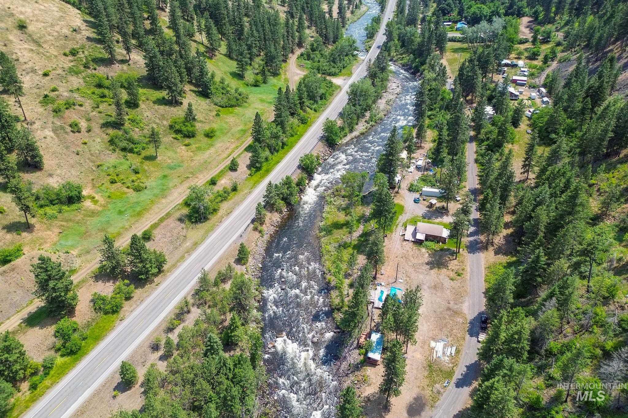 Aerial view of property and surrounding area