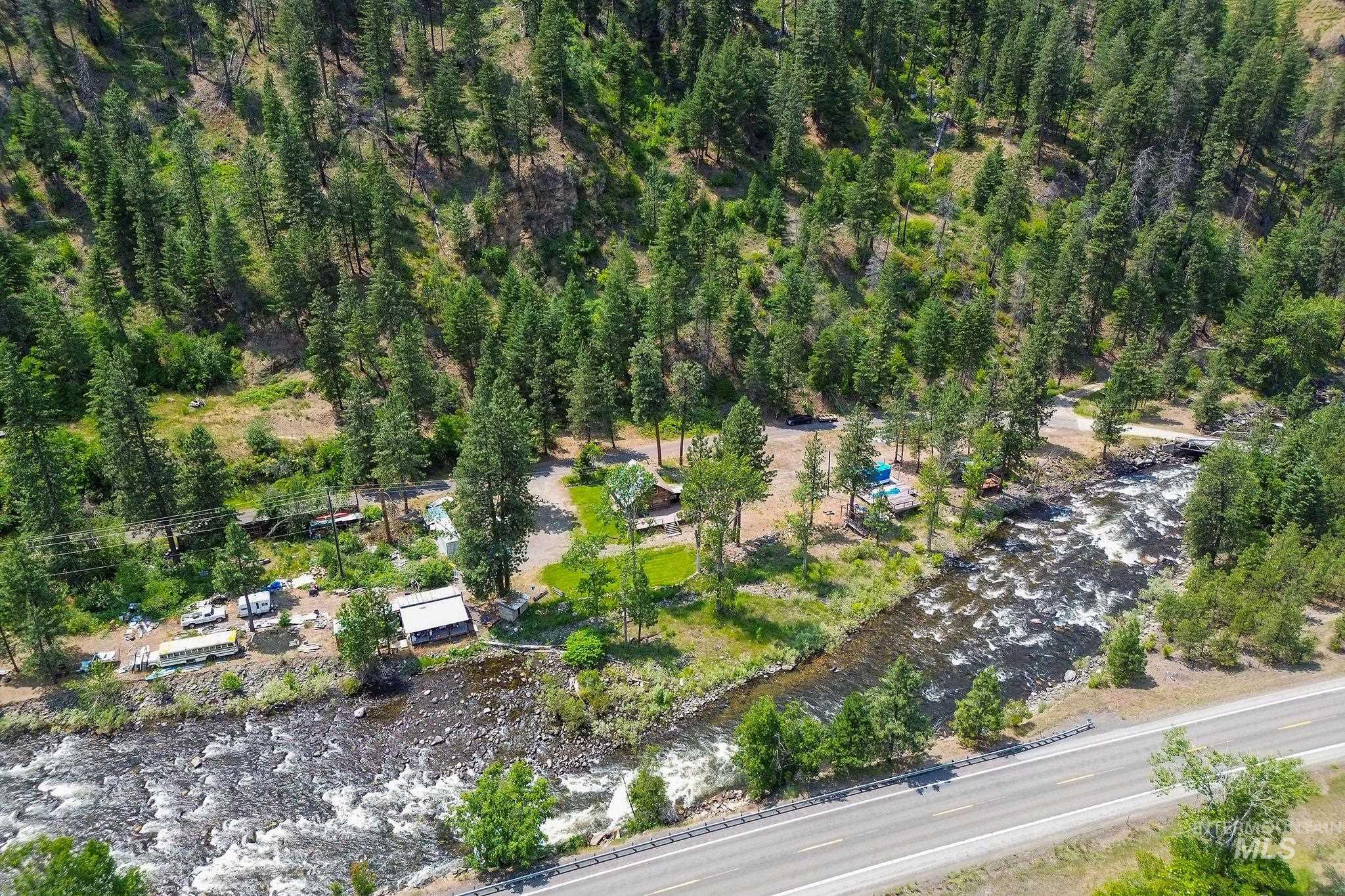 Aerial view of property and surrounding area