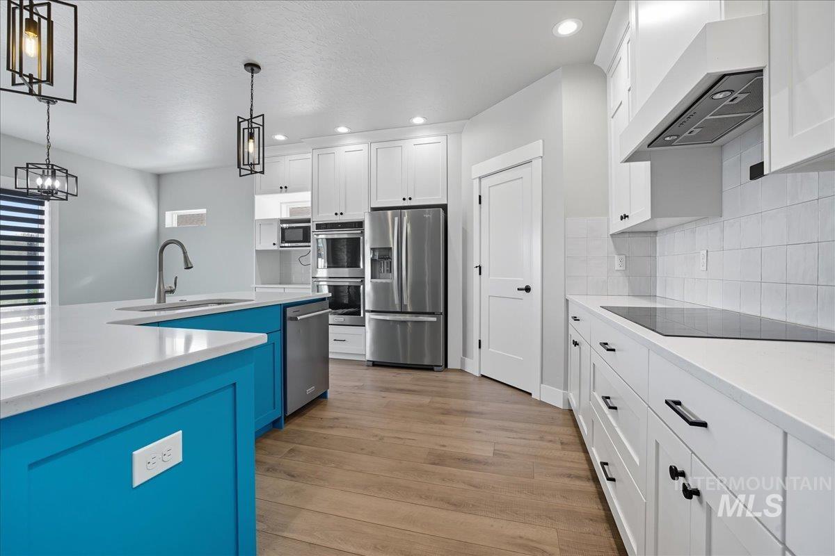 3917 Palisade Ave, Caldwell, Idaho 83605, 3 Bedrooms, 2 Bathrooms, Residential For Sale, Price $569,900, 98965294