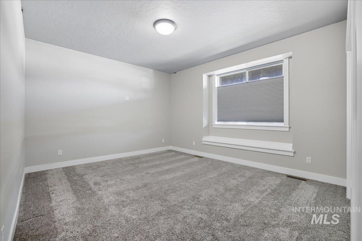 3917 Palisade Ave, Caldwell, Idaho 83605, 3 Bedrooms, 2 Bathrooms, Residential For Sale, Price $569,900, 98965294