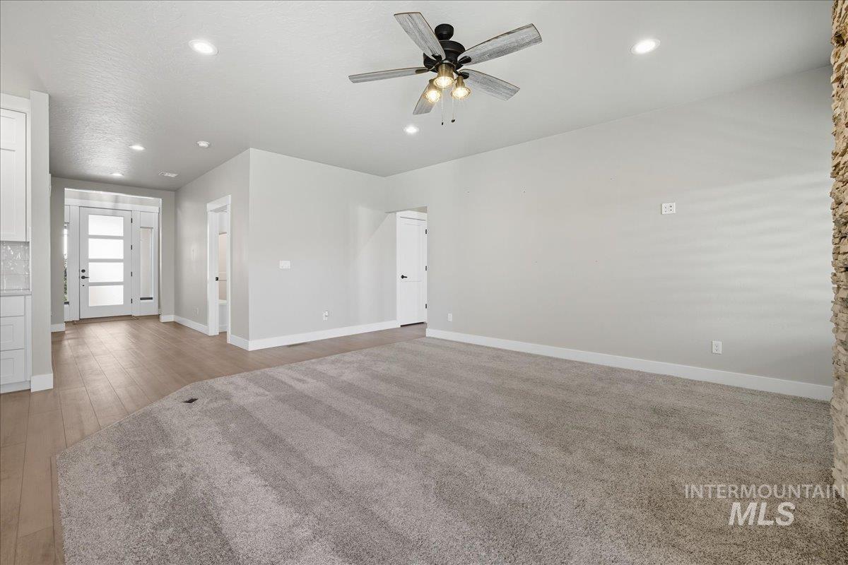 3917 Palisade Ave, Caldwell, Idaho 83605, 3 Bedrooms, 2 Bathrooms, Residential For Sale, Price $569,900, 98965294