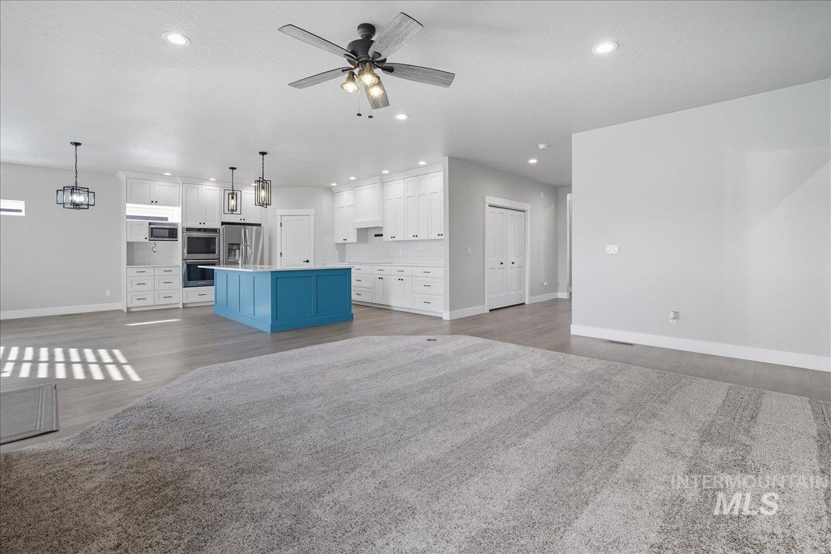 3917 Palisade Ave, Caldwell, Idaho 83605, 3 Bedrooms, 2 Bathrooms, Residential For Sale, Price $569,900, 98965294