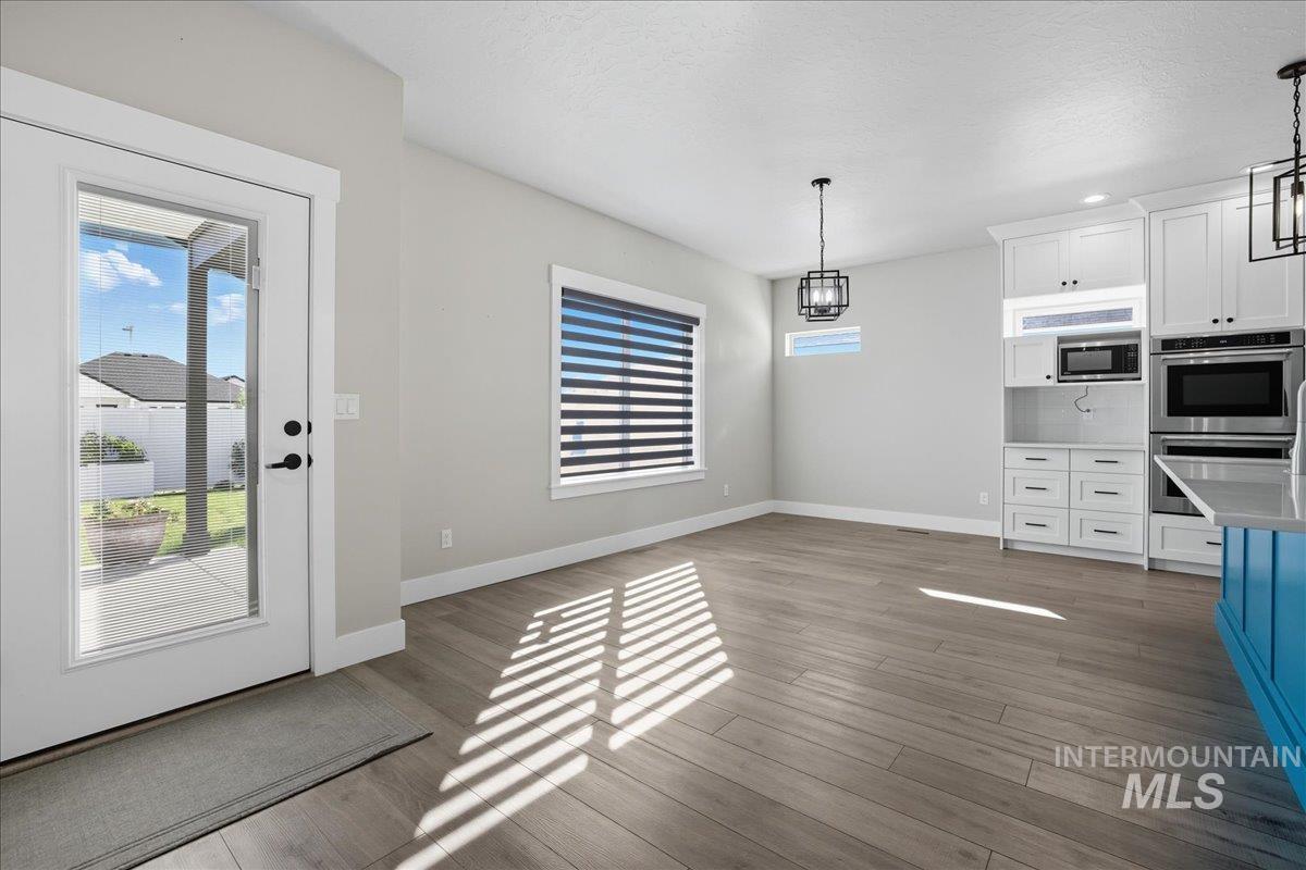 3917 Palisade Ave, Caldwell, Idaho 83605, 3 Bedrooms, 2 Bathrooms, Residential For Sale, Price $569,900, 98965294