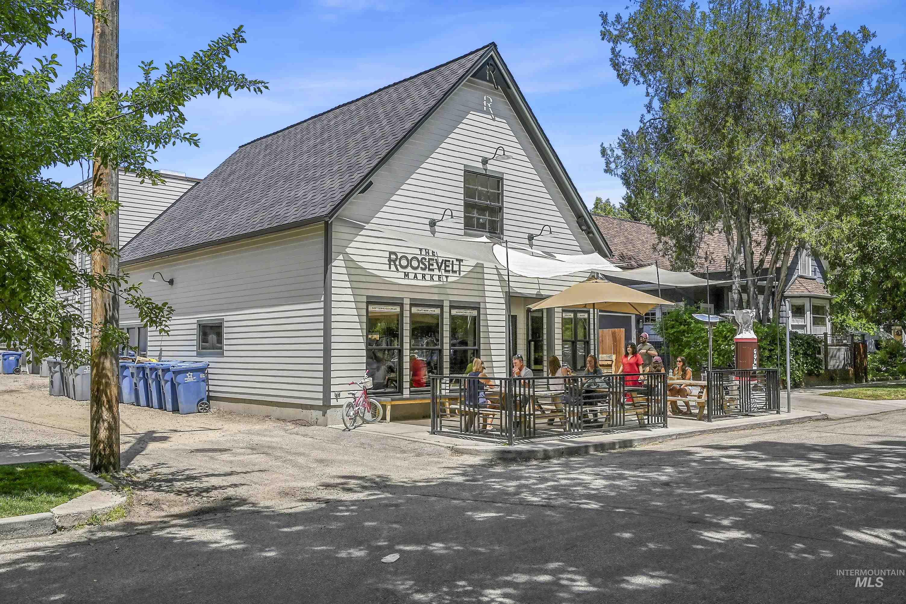 916 E McKinley St, Boise, Idaho 83712, 5 Bedrooms, 2 Bathrooms, Residential For Sale, Price $779,000, 98965302