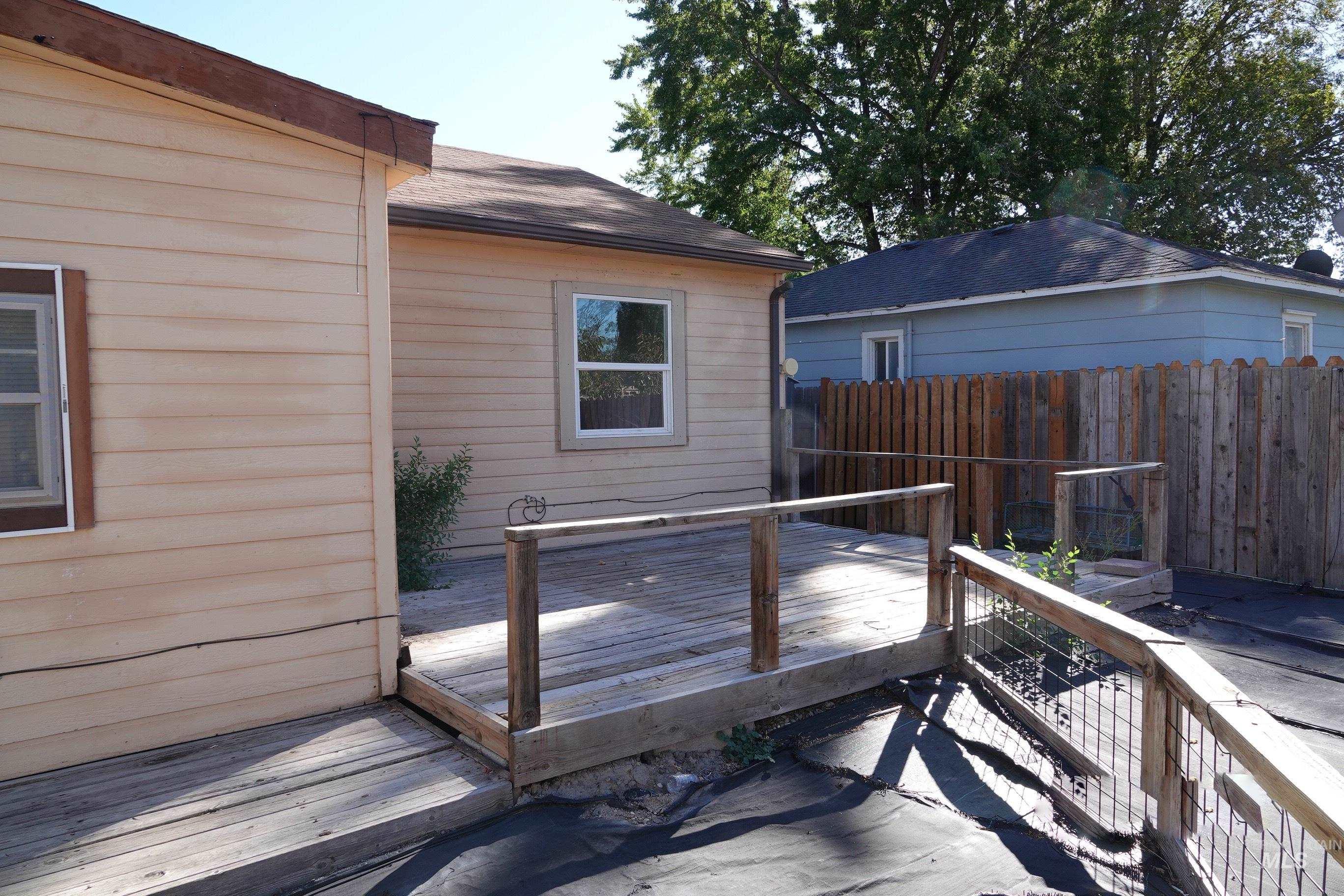 125 S 12th East, Mountain Home, Idaho 83647, 2 Bedrooms, 1 Bathroom, Residential For Sale, Price $129,900, 98965304
