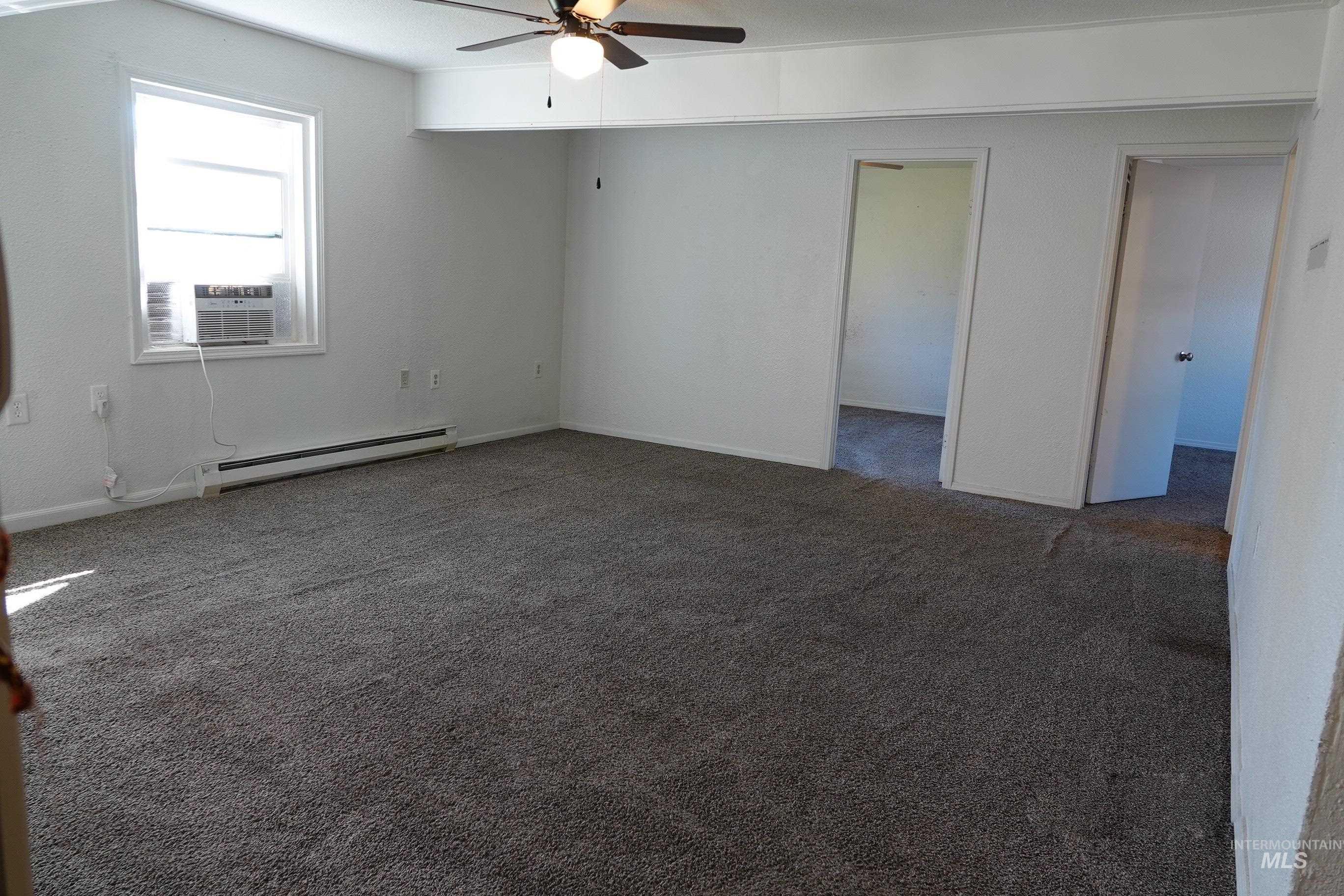 125 S 12th East, Mountain Home, Idaho 83647, 2 Bedrooms, 1 Bathroom, Residential For Sale, Price $129,900, 98965304