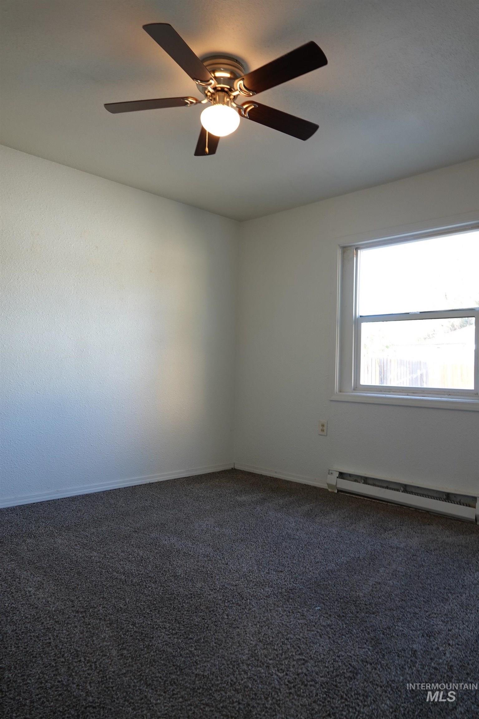 125 S 12th East, Mountain Home, Idaho 83647, 2 Bedrooms, 1 Bathroom, Residential For Sale, Price $129,900, 98965304