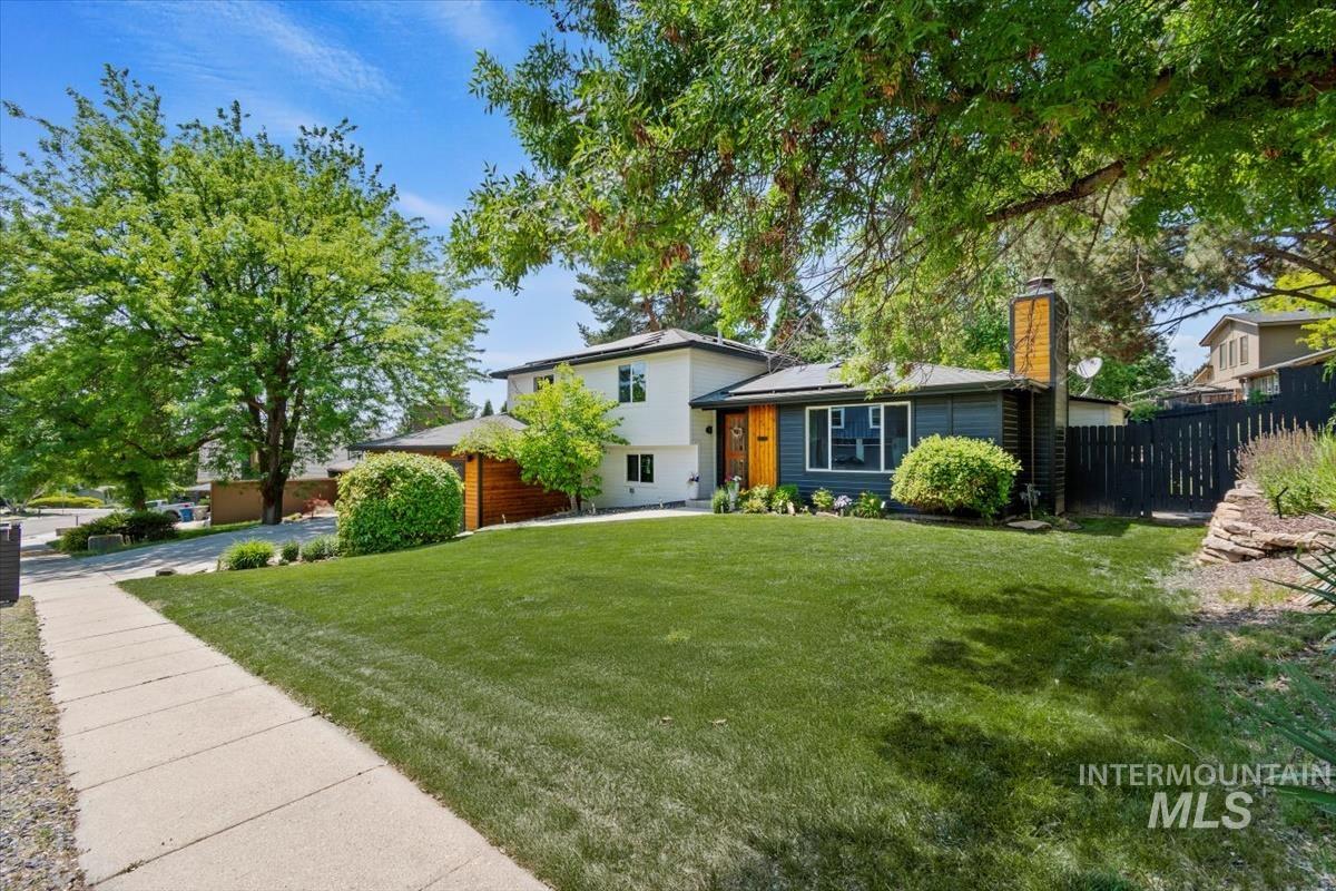 3110 E Stone Point Dr, Boise, Idaho 83712, 4 Bedrooms, 2.5 Bathrooms, Residential For Sale, Price $869,999, 98965320