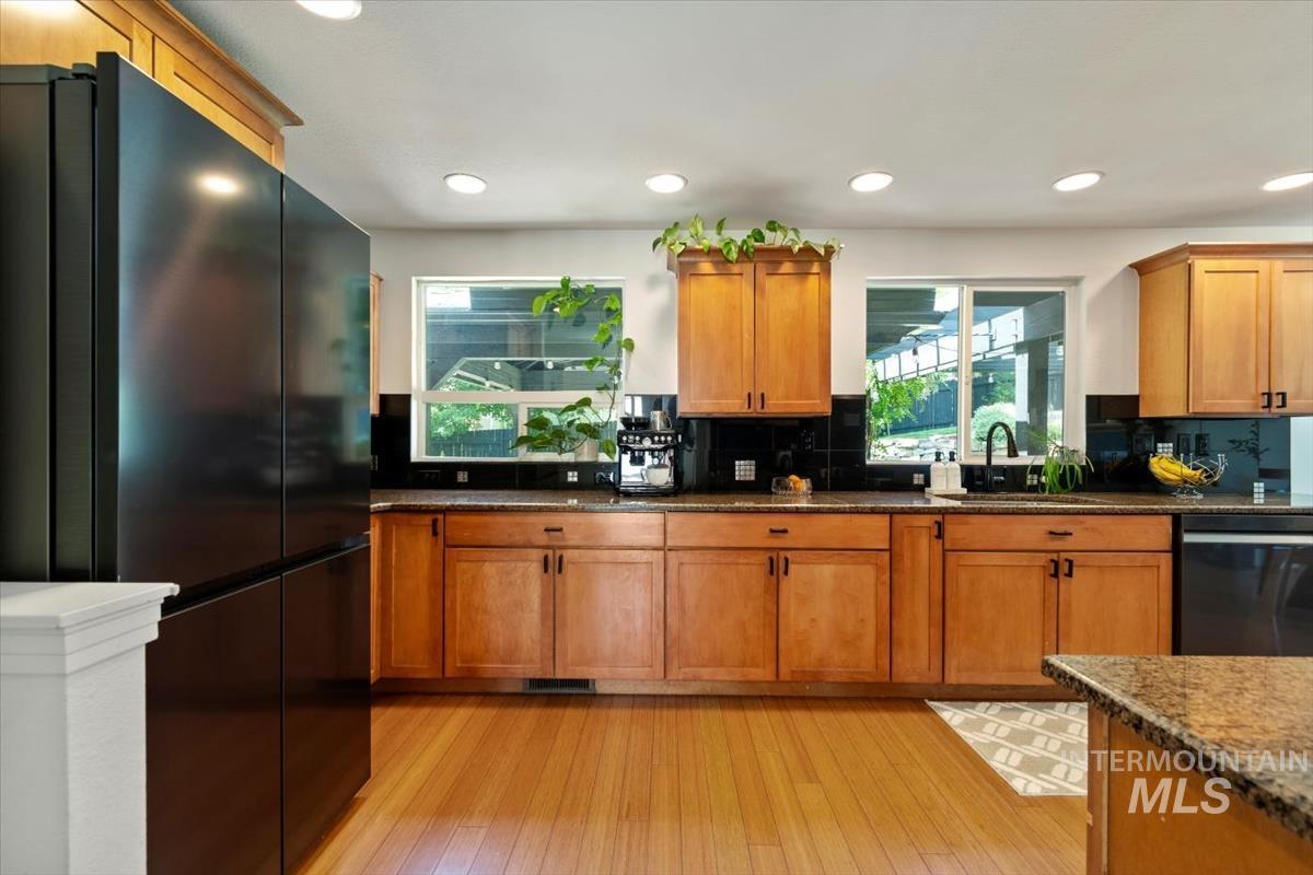 3110 E Stone Point Dr, Boise, Idaho 83712, 4 Bedrooms, 2.5 Bathrooms, Residential For Sale, Price $869,999, 98965320