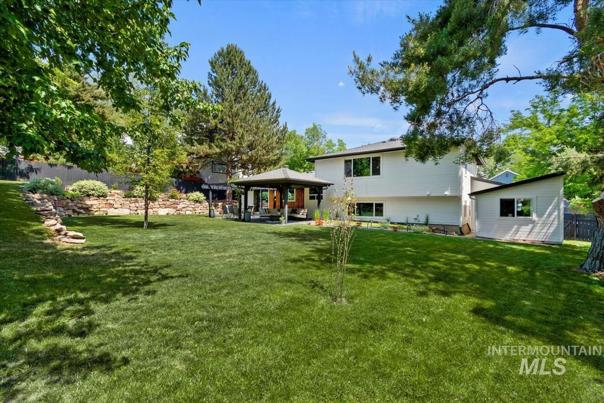 3110 E Stone Point Dr, Boise, Idaho 83712, 4 Bedrooms, 2.5 Bathrooms, Residential For Sale, Price $869,999, 98965320