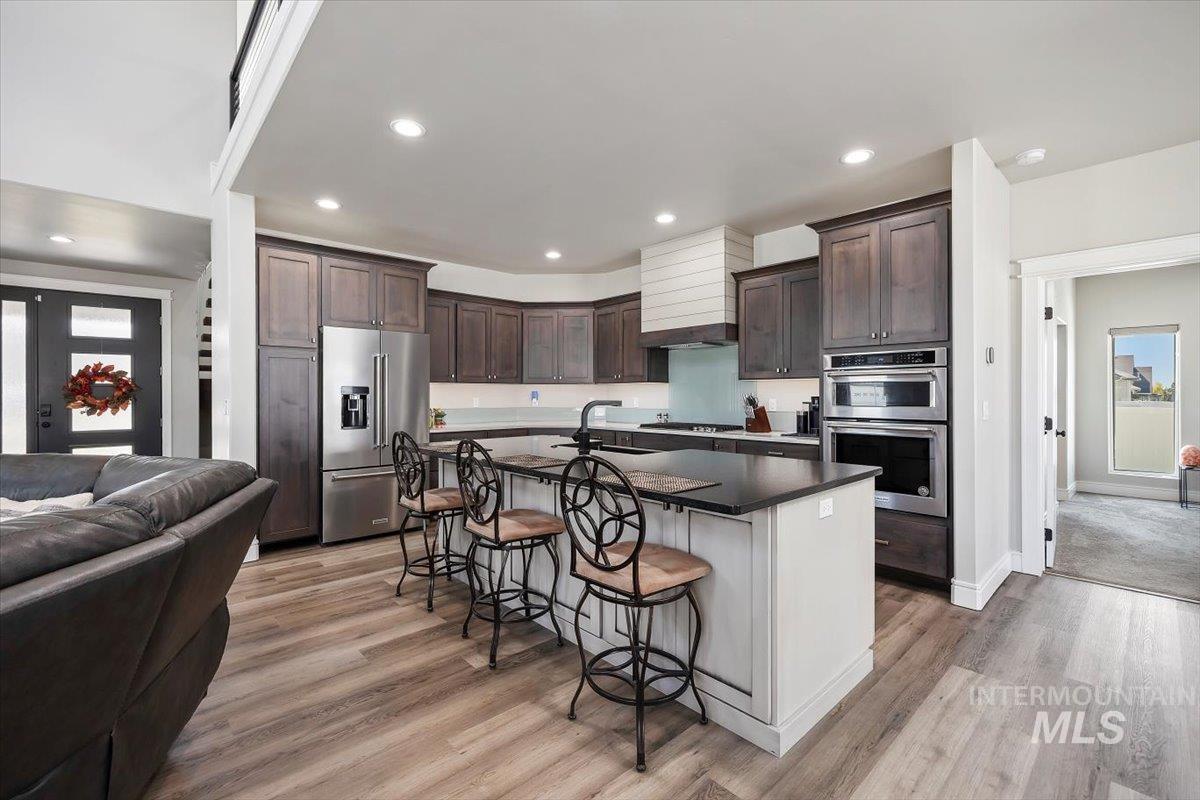 2971 Sunlight Rd, Twin Falls, Idaho 83301, 3 Bedrooms, 2.5 Bathrooms, Residential For Sale, Price $585,000, 98965321