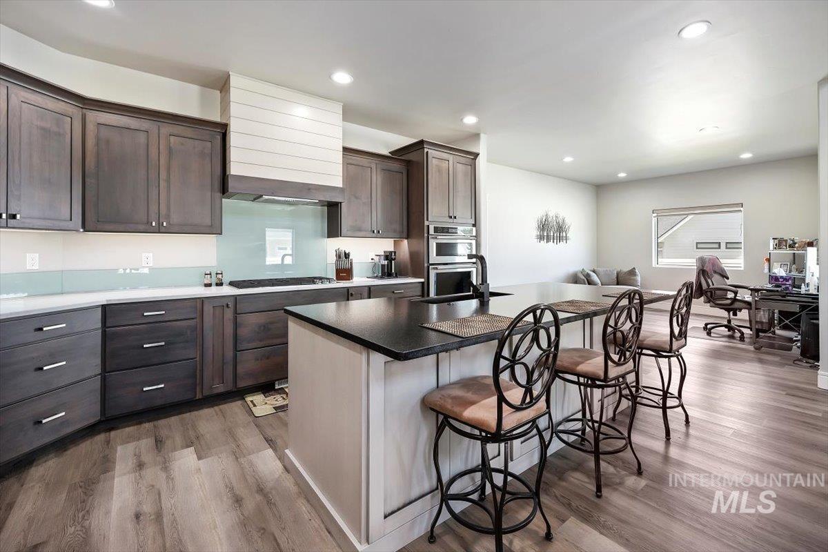 2971 Sunlight Rd, Twin Falls, Idaho 83301, 3 Bedrooms, 2.5 Bathrooms, Residential For Sale, Price $585,000, 98965321