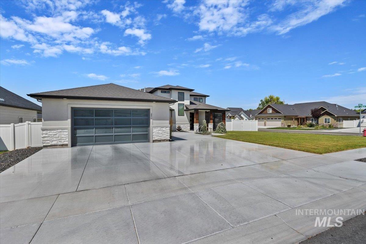 2971 Sunlight Rd, Twin Falls, Idaho 83301, 3 Bedrooms, 2.5 Bathrooms, Residential For Sale, Price $585,000, 98965321