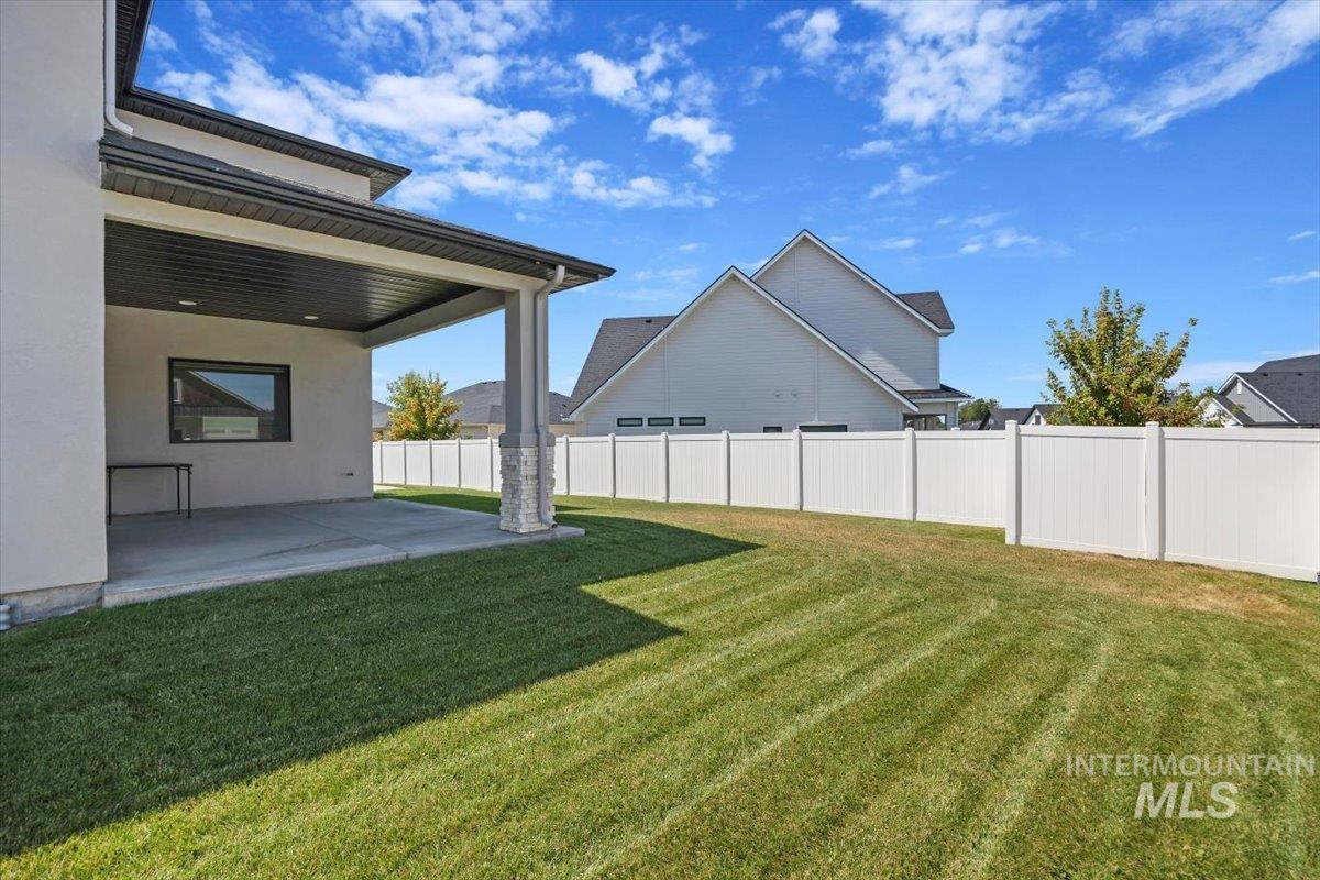 2971 Sunlight Rd, Twin Falls, Idaho 83301, 3 Bedrooms, 2.5 Bathrooms, Residential For Sale, Price $585,000, 98965321