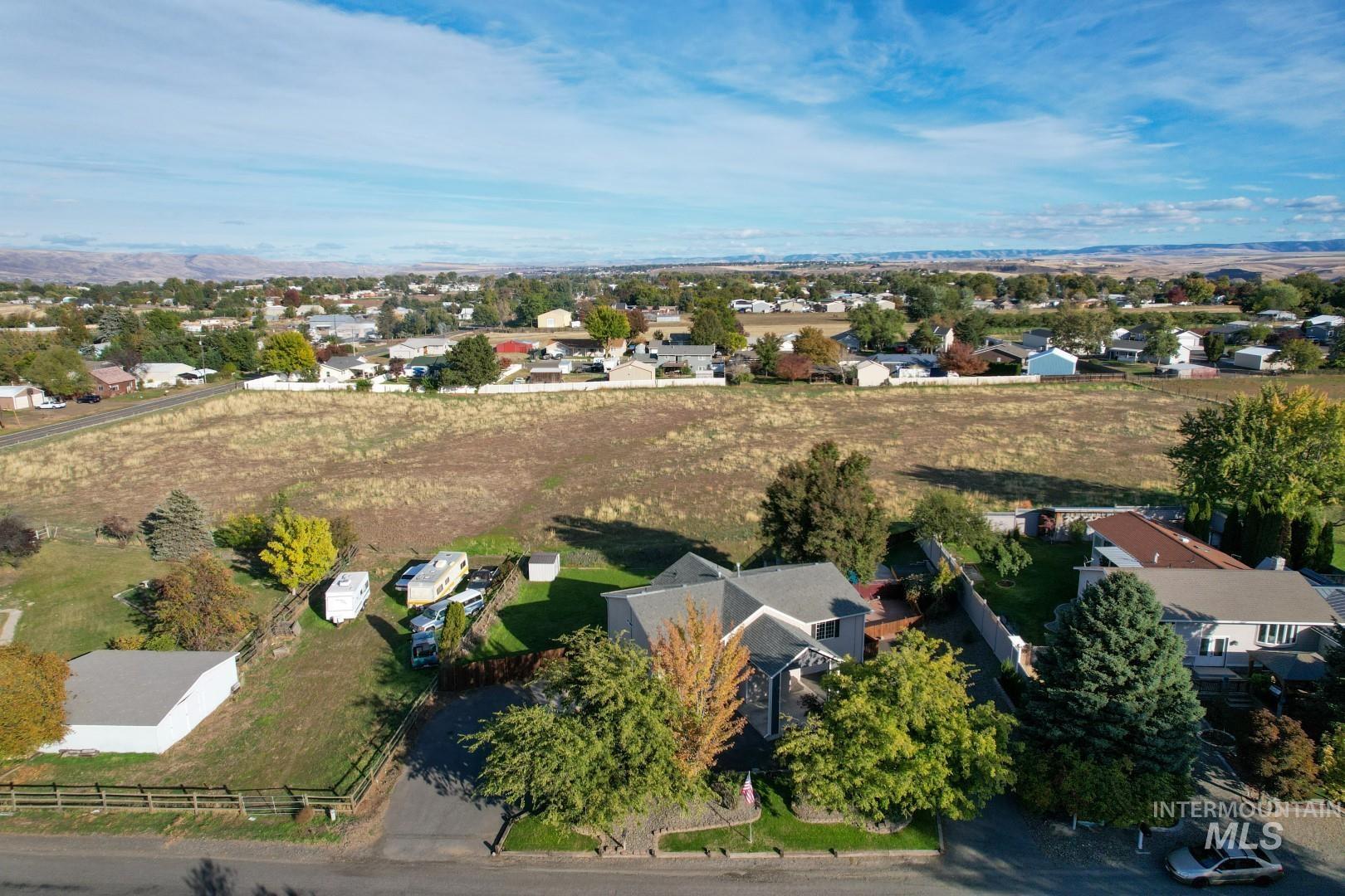 2635 27th st, Clarkston, Washington 99403, 5 Bedrooms, 2 Bathrooms, Residential For Sale, Price $475,000, 98965322
