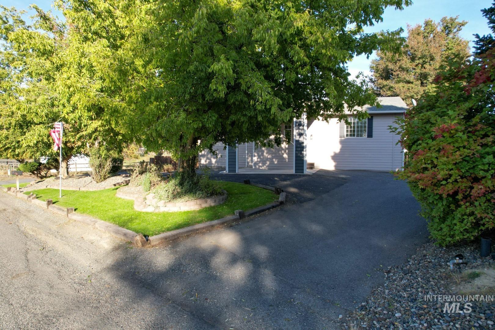 2635 27th st, Clarkston, Washington 99403, 5 Bedrooms, 2 Bathrooms, Residential For Sale, Price $475,000, 98965322