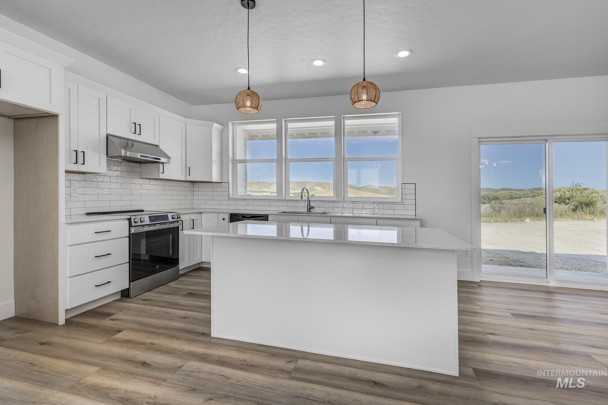1328 Hoover Road (2 Acres), Weiser, Idaho 83672, 3 Bedrooms, 2.5 Bathrooms, Residential For Sale, Price $599,000, 98965323