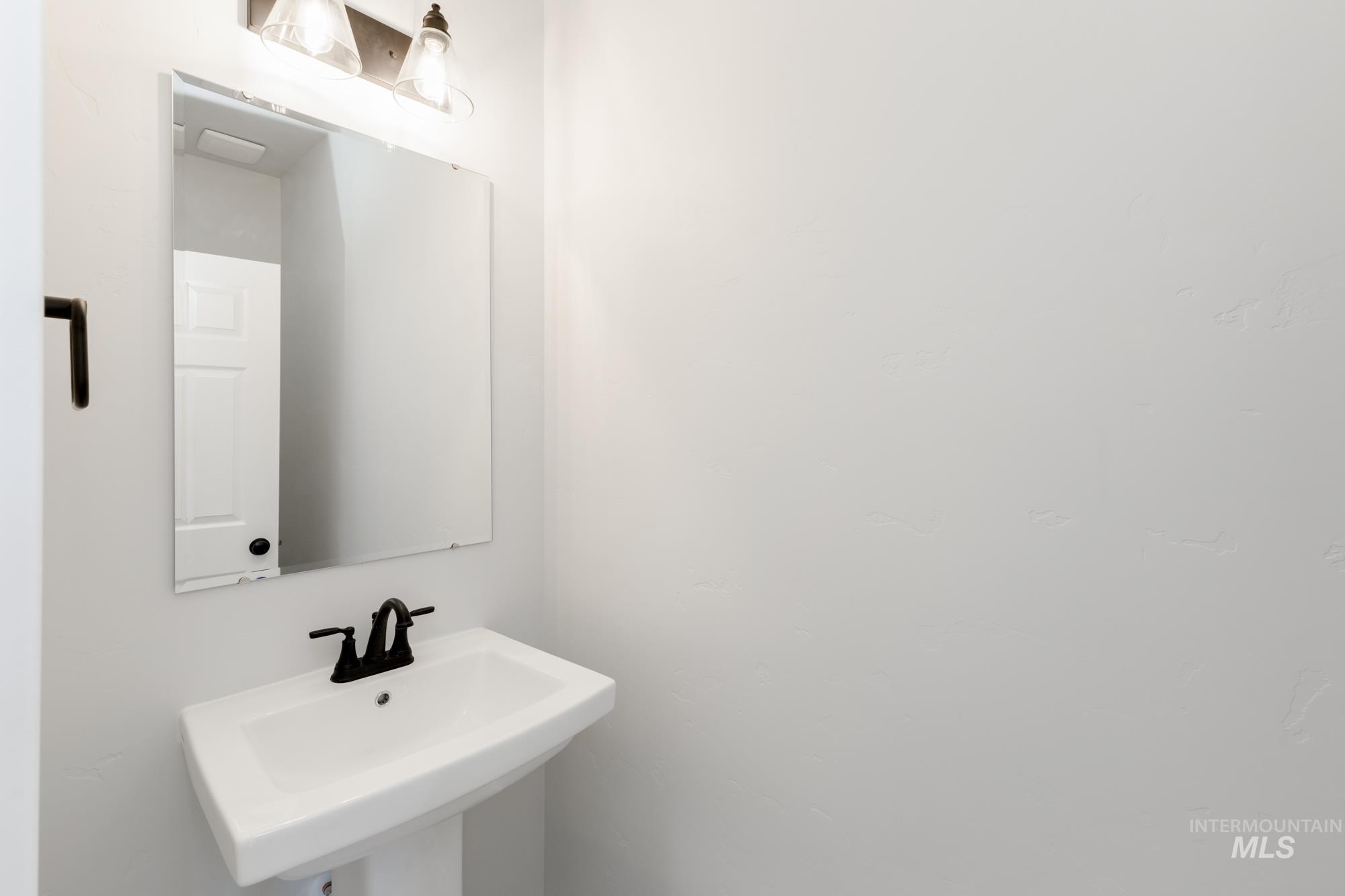 Bathroom with a sink
