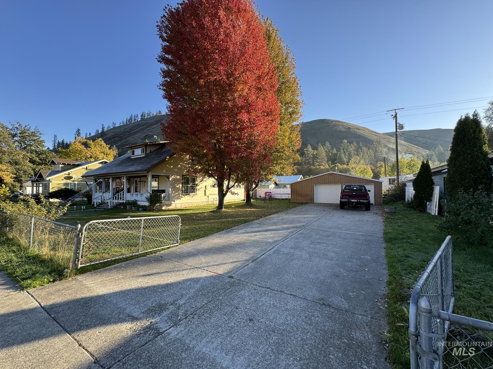 217 Main St, Kooskia, Idaho 83539, 4 Bedrooms, 2 Bathrooms, Residential For Sale, Price $369,400, 98965331