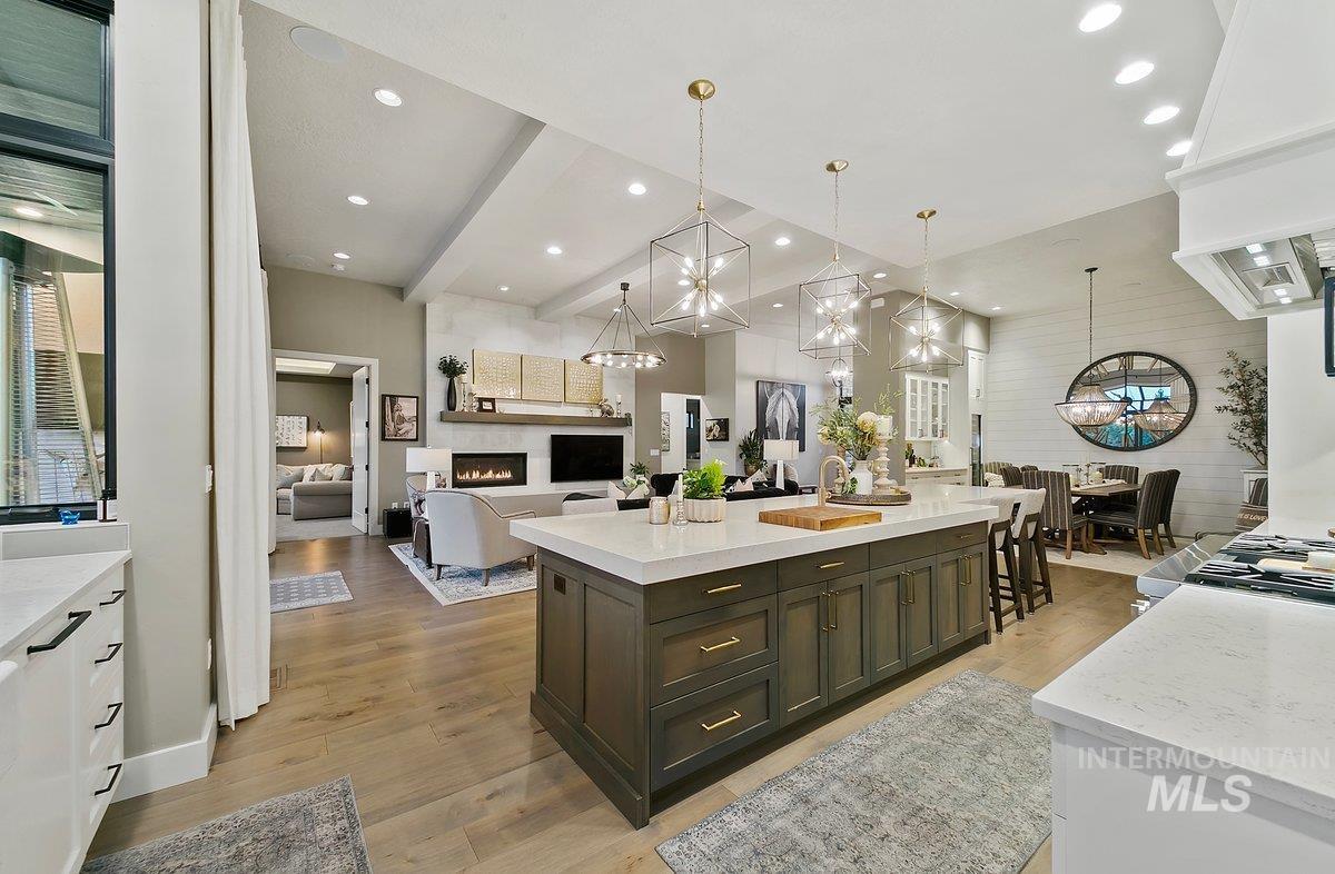 10205 Copperhead Lane, Caldwell, Idaho 83600, 3 Bedrooms, 3 Bathrooms, Residential For Sale, Price $1,395,000, 98965365