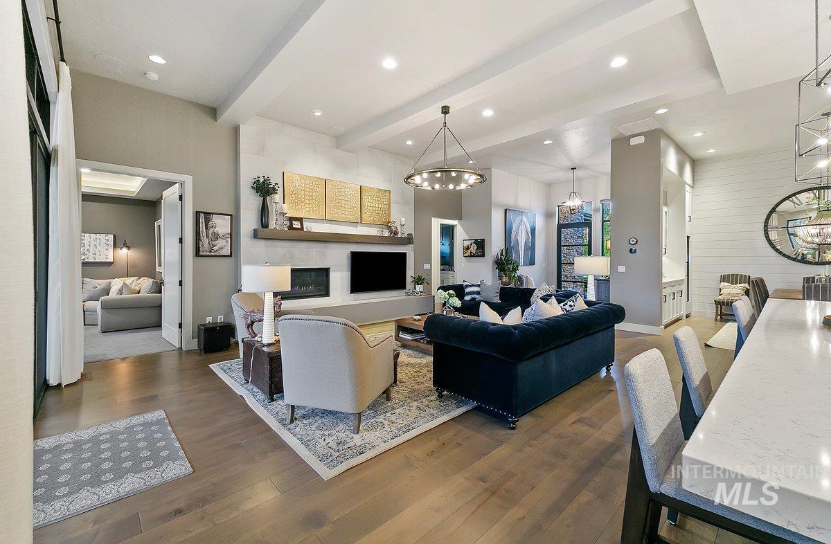 10205 Copperhead Lane, Caldwell, Idaho 83600, 3 Bedrooms, 3 Bathrooms, Residential For Sale, Price $1,395,000, 98965365