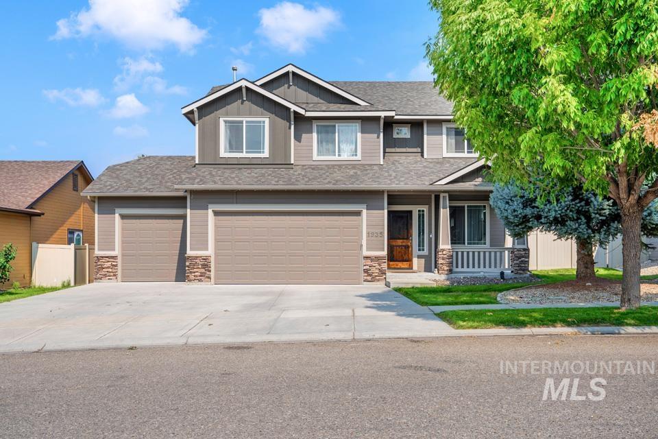 1935 S Sandcrest Way, Nampa, Idaho 83686, 4 Bedrooms, 2.5 Bathrooms, Residential For Sale, Price $514,900, 98965377