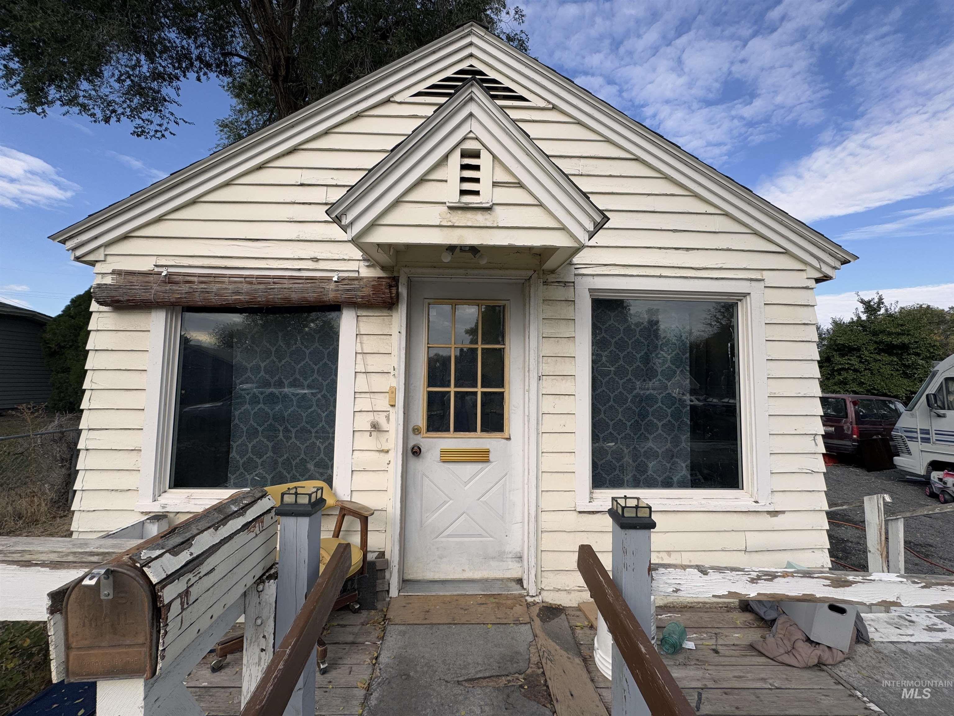 263 Polk Street, Twin Falls, Idaho 83301, 2 Bedrooms, 1 Bathroom, Residential For Sale, Price $198,500, 98965388