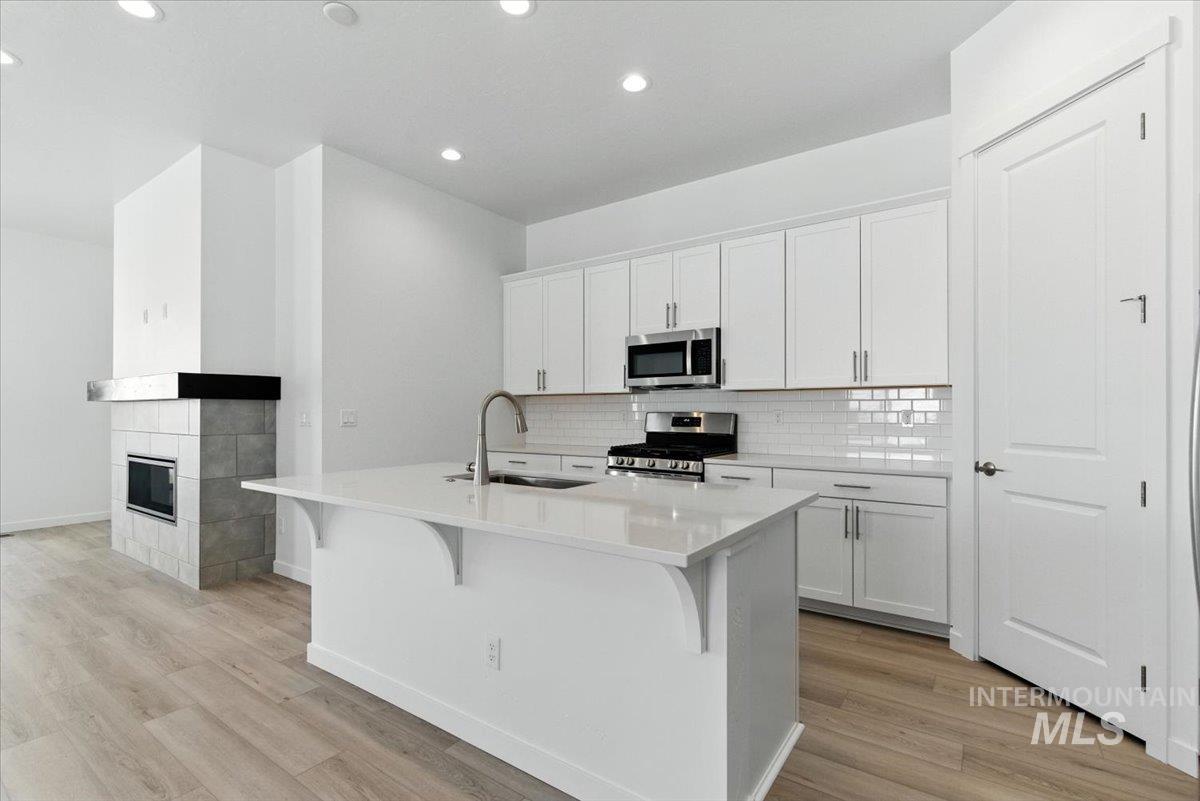 TBD W Trailheights St, Star, Idaho 83669, 3 Bedrooms, 2 Bathrooms, Residential For Sale, Price $540,990, 98965392