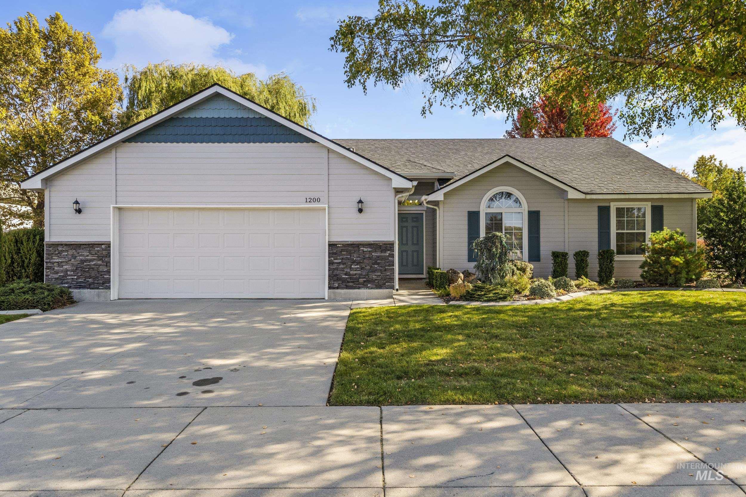 1200 N Clara Ave, Meridian, Idaho 83642, 3 Bedrooms, 2 Bathrooms, Residential For Sale, Price $384,950, 98965393