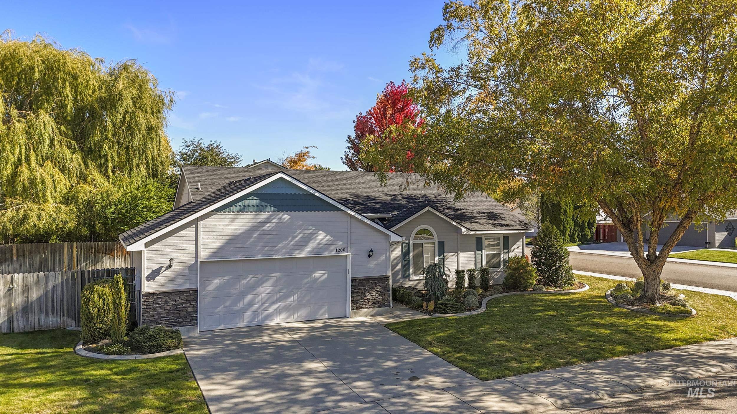 1200 N Clara Ave, Meridian, Idaho 83642, 3 Bedrooms, 2 Bathrooms, Residential For Sale, Price $384,950, 98965393