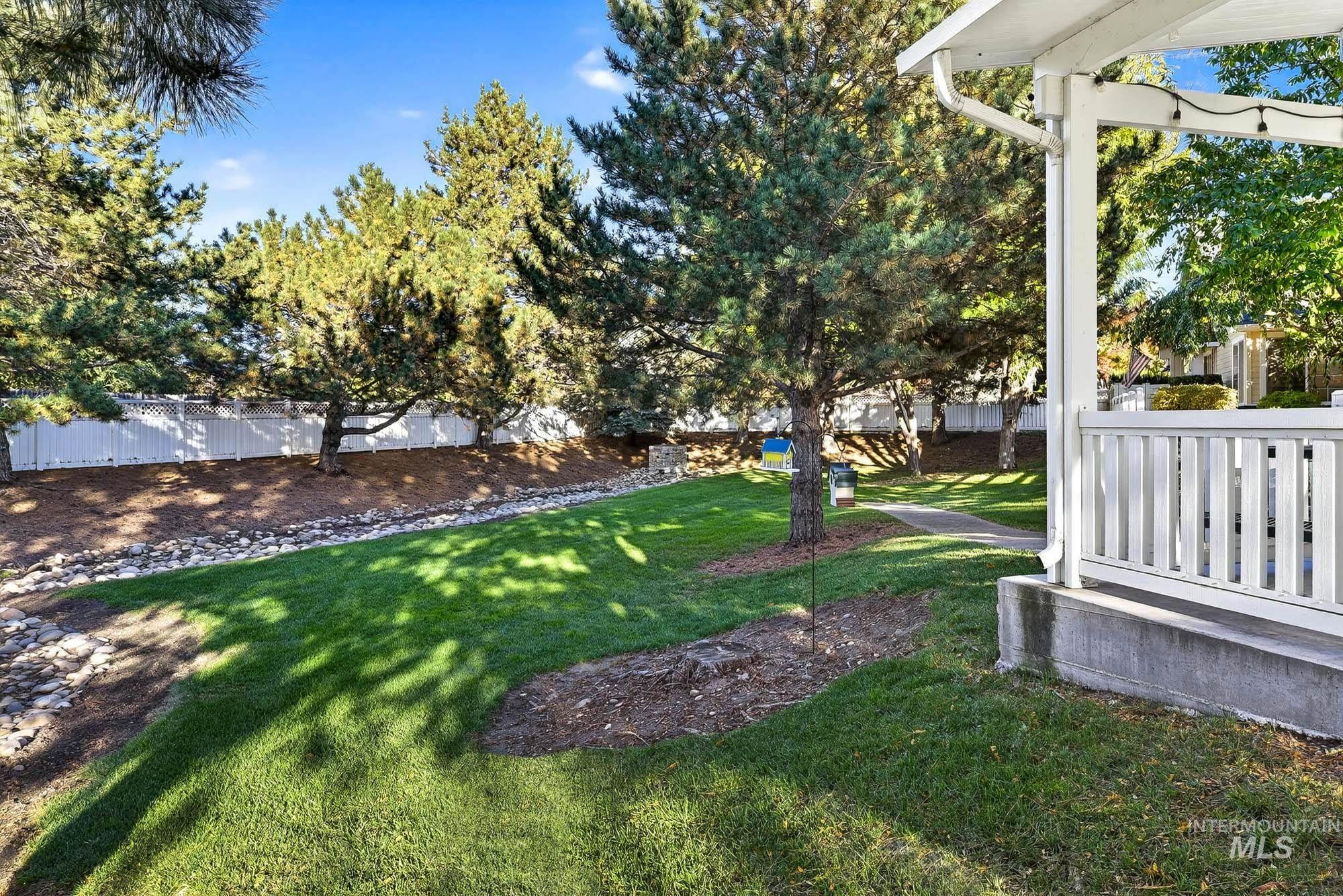 3289 W Fieldstream Lane, Meridian, Idaho 83646, 3 Bedrooms, 2 Bathrooms, Residential For Sale, Price $399,999, 98965395