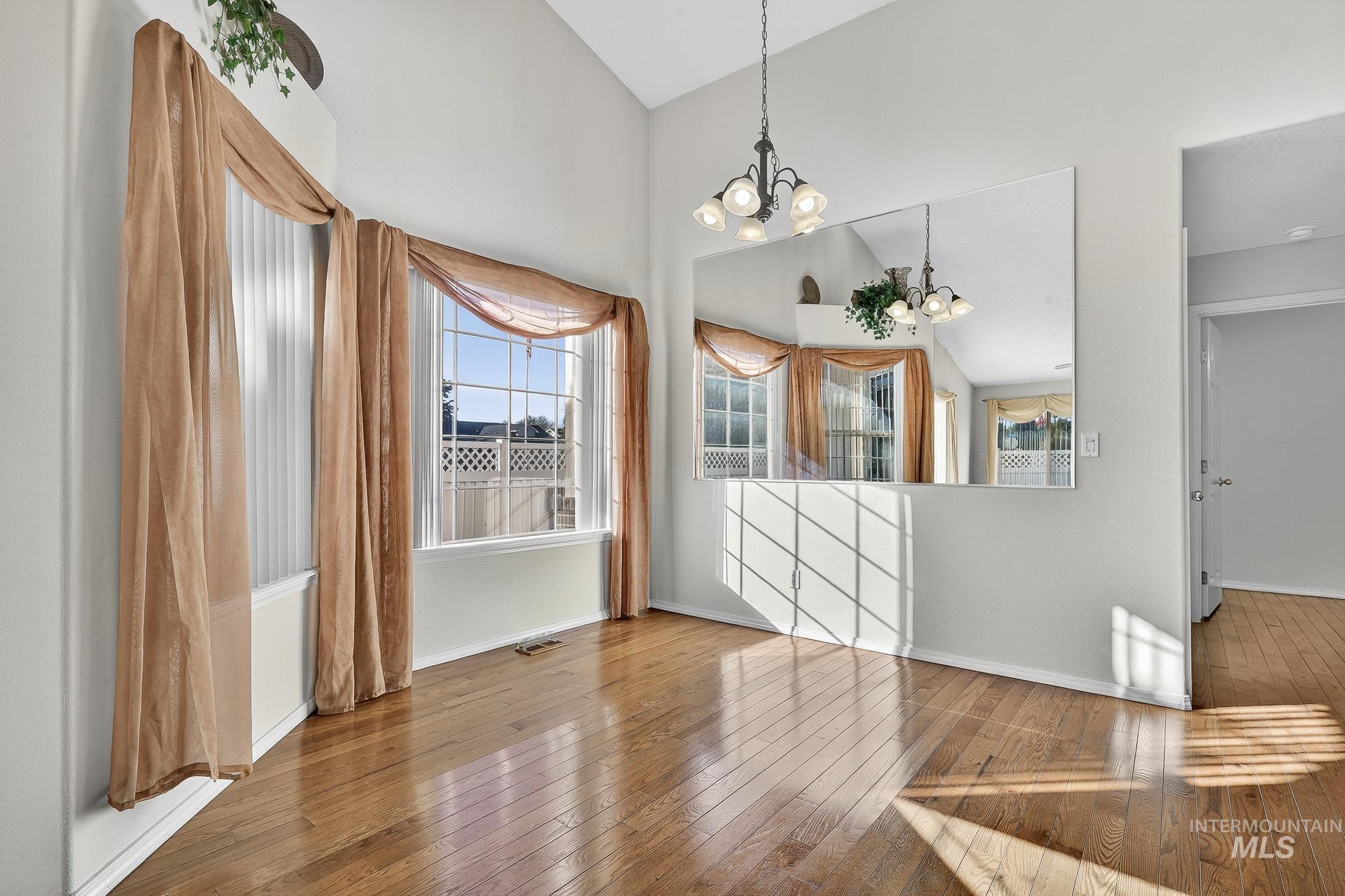 3289 W Fieldstream Lane, Meridian, Idaho 83646, 3 Bedrooms, 2 Bathrooms, Residential For Sale, Price $399,999, 98965395
