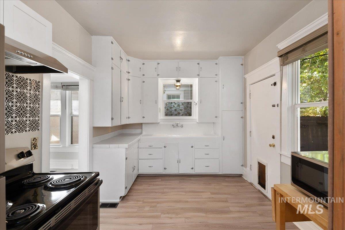501 N 19th Street, Boise, Idaho 83702, 2 Bedrooms, 1 Bathroom, Residential For Sale, Price $349,000, 98965414