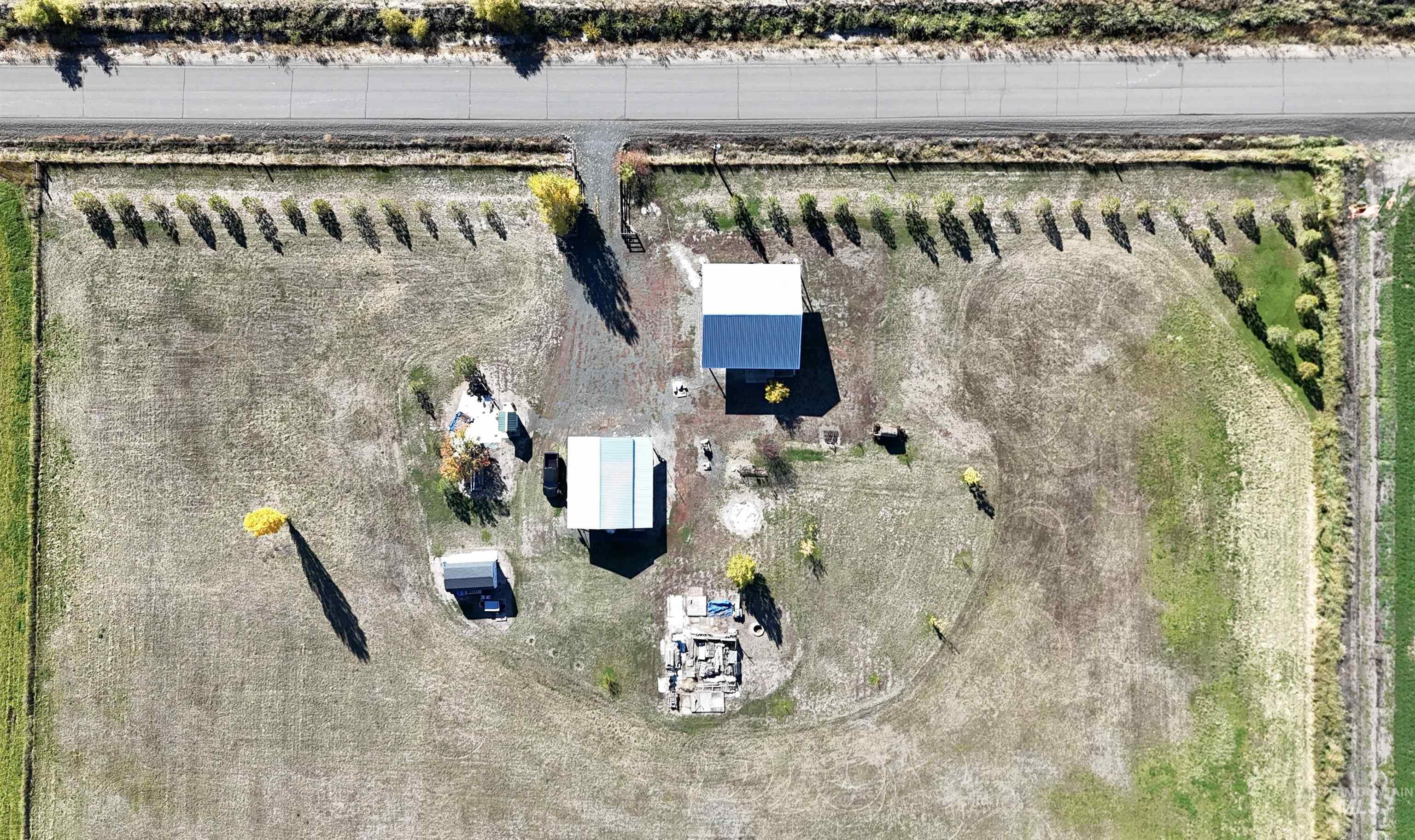 Aerial view of property and surrounding area