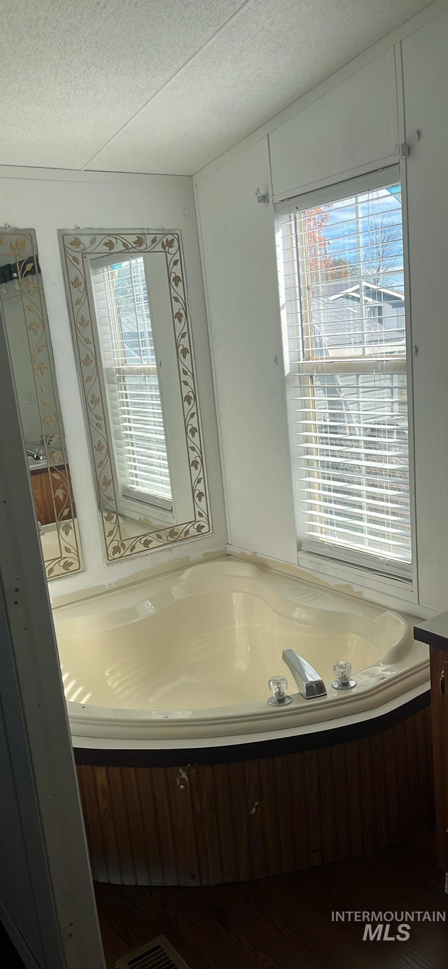 505 Greenleaf, Boise, Idaho 83713, 3 Bedrooms, 2 Bathrooms, Residential For Sale, Price $85,000,MLS 98965425