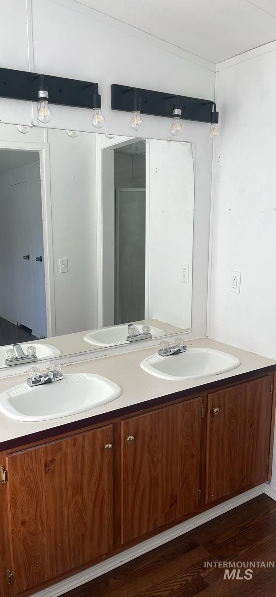 505 Greenleaf, Boise, Idaho 83713, 3 Bedrooms, 2 Bathrooms, Residential For Sale, Price $85,000,MLS 98965425