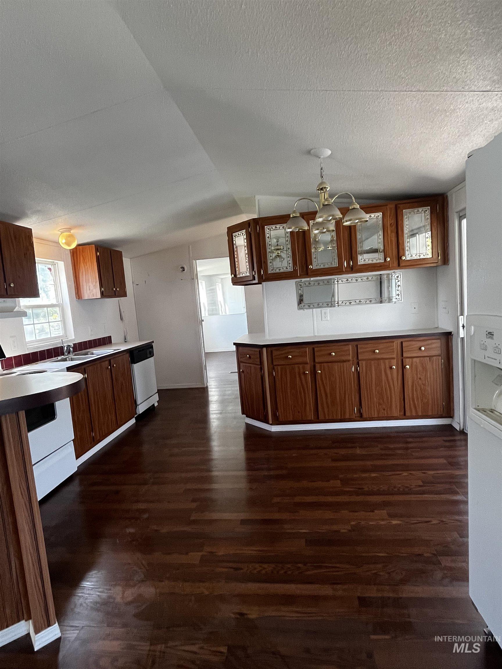 505 Greenleaf, Boise, Idaho 83713, 3 Bedrooms, 2 Bathrooms, Residential For Sale, Price $85,000, 98965425