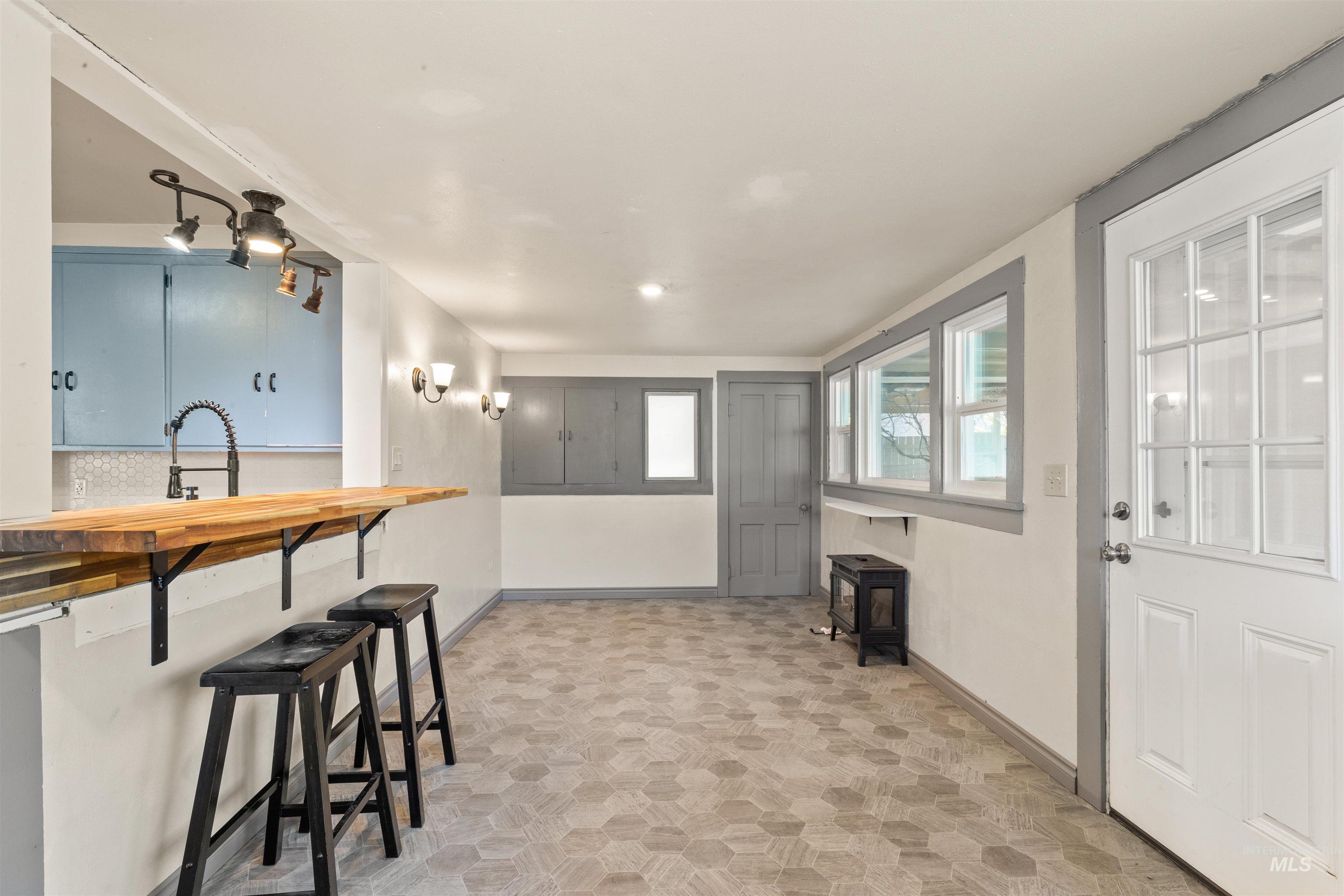 410 High Street, Pomeroy, Washington 99347, 2 Bedrooms, 1 Bathroom, Residential For Sale, Price $255,000, 98965439