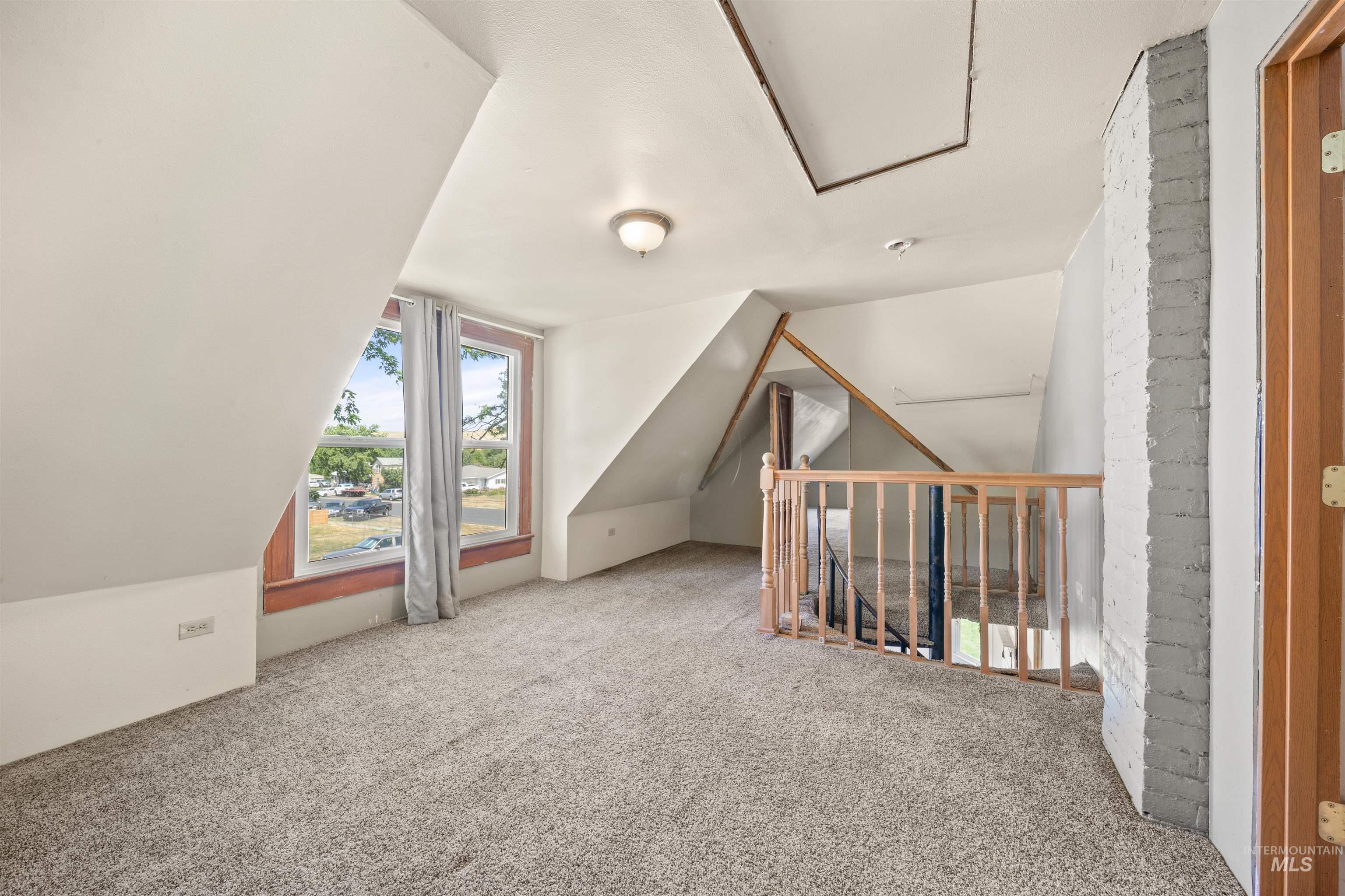 410 High Street, Pomeroy, Washington 99347, 2 Bedrooms, 1 Bathroom, Residential For Sale, Price $255,000, 98965439