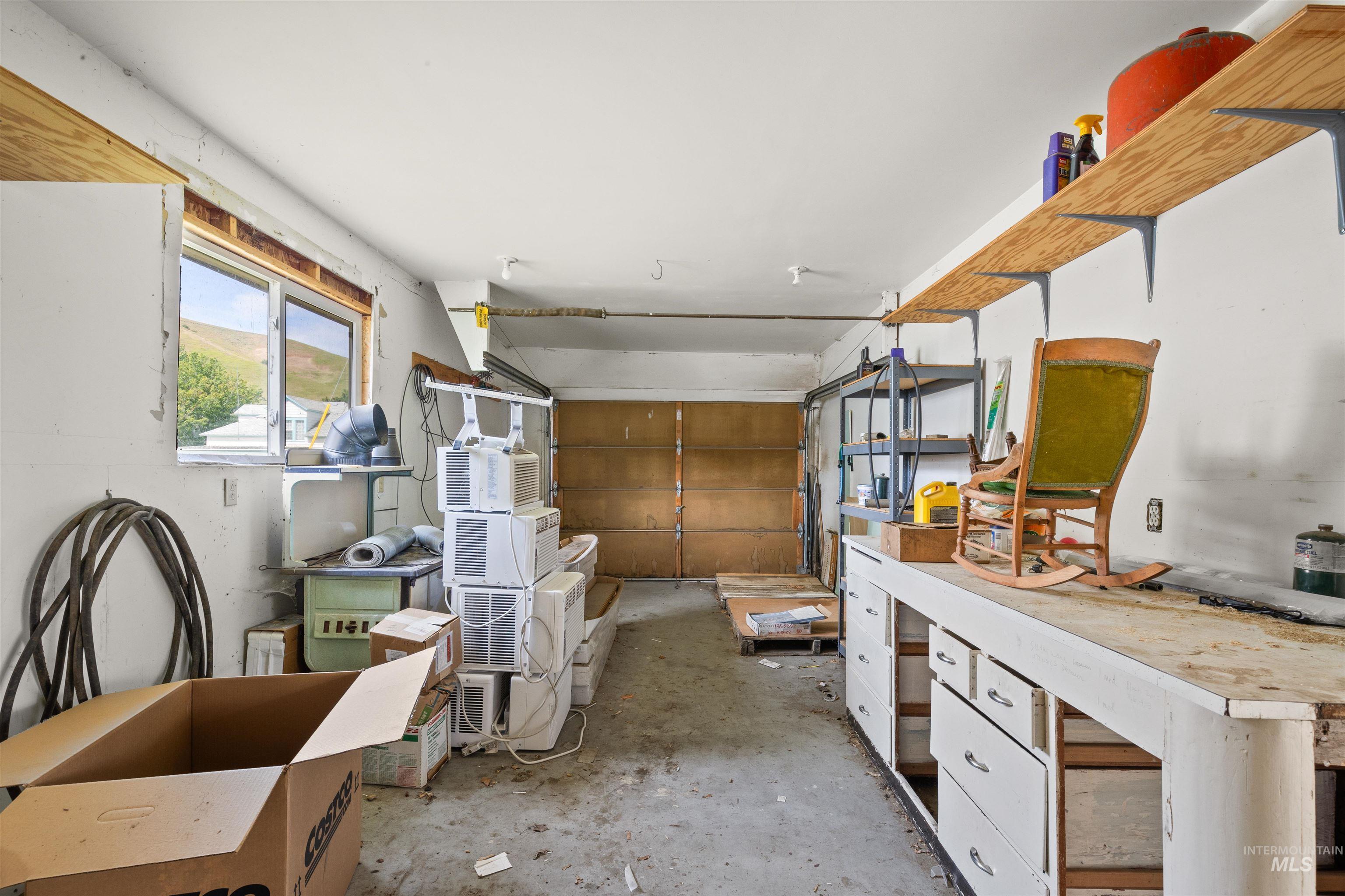 410 High Street, Pomeroy, Washington 99347, 2 Bedrooms, 1 Bathroom, Residential For Sale, Price $255,000, 98965439