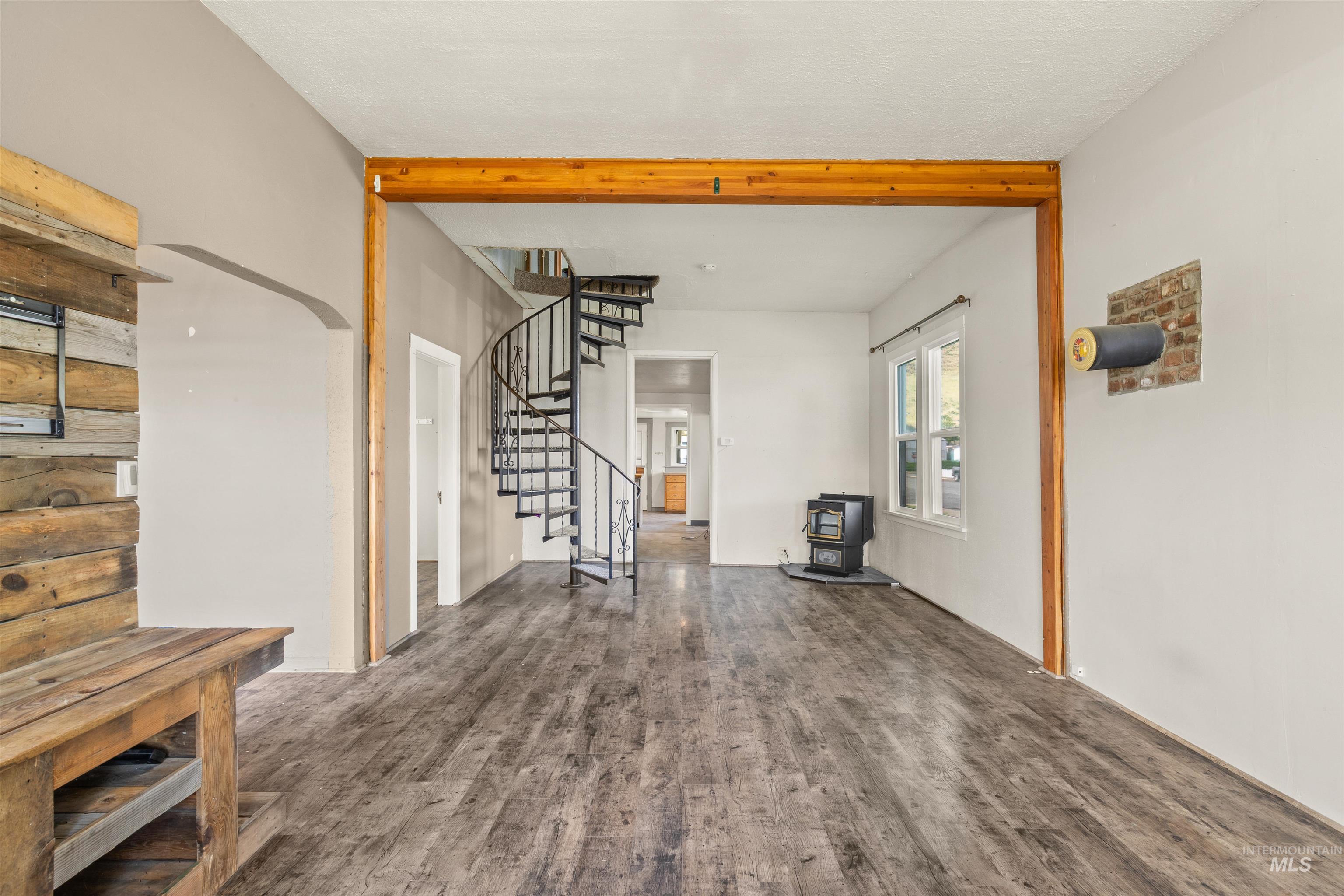 410 High Street, Pomeroy, Washington 99347, 2 Bedrooms, 1 Bathroom, Residential For Sale, Price $255,000, 98965439