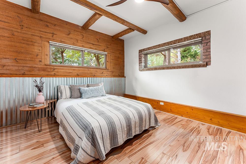 4480 N Kitsap Way, Boise, Idaho 83703, 2 Bedrooms, 1 Bathroom, Residential Income For Sale, Price $950,000, 98965464