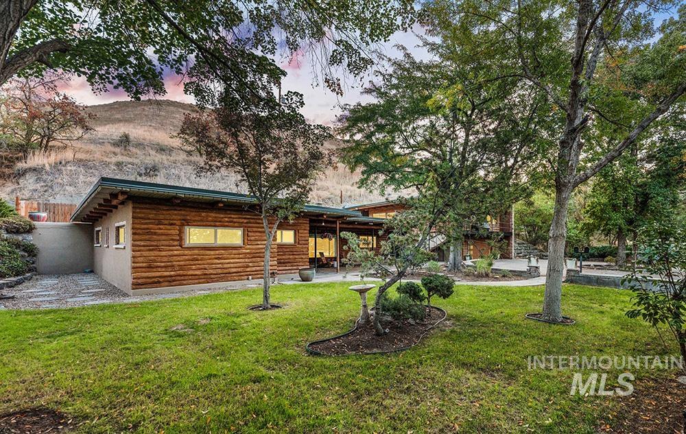 4480 N Kitsap Way, Boise, Idaho 83703, 2 Bedrooms, 1 Bathroom, Residential Income For Sale, Price $950,000, 98965464