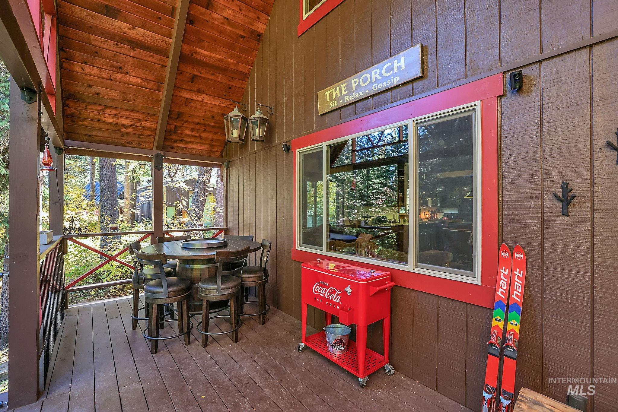 Sunroom with vaulted ceiling