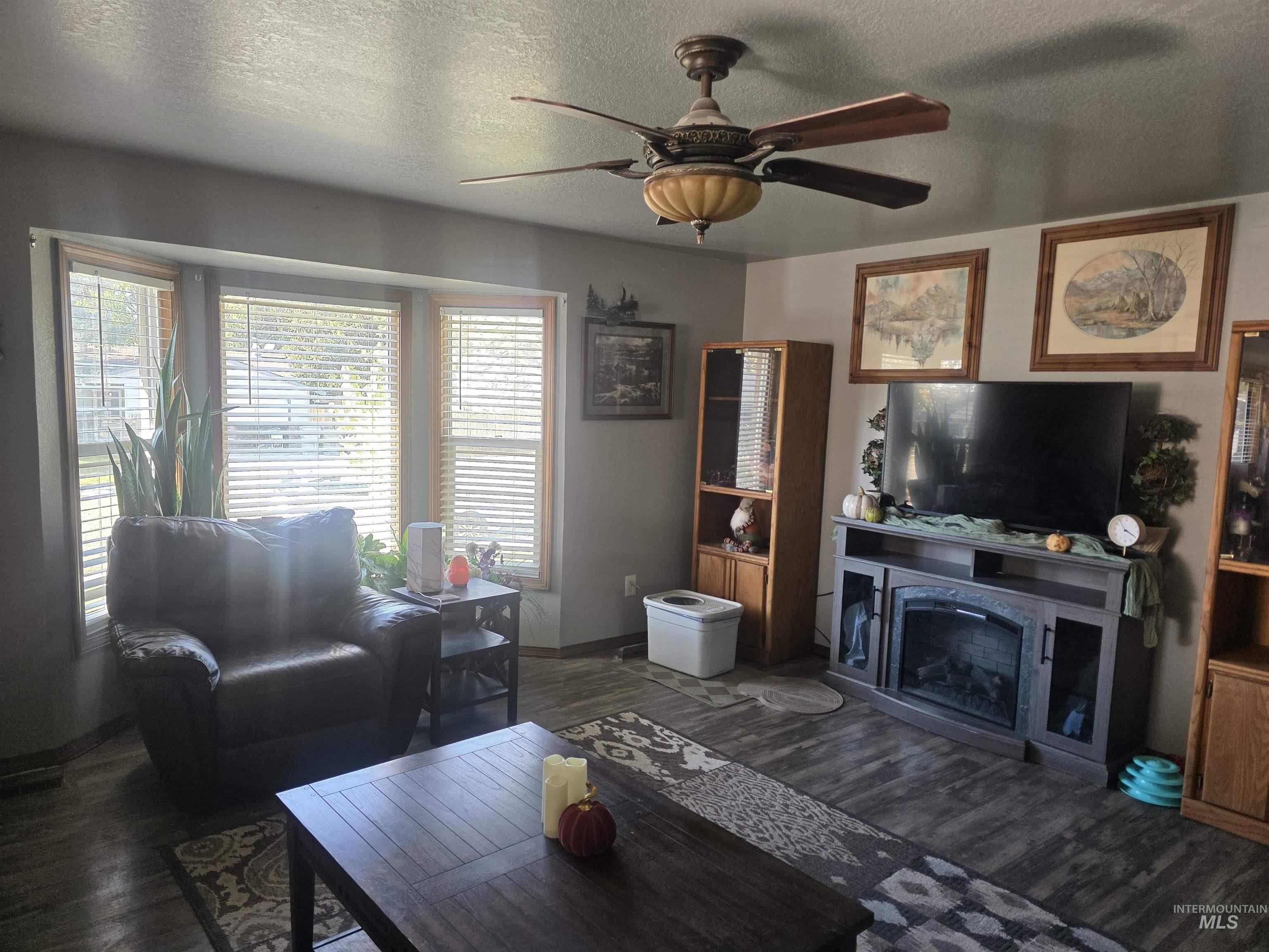 Main living room