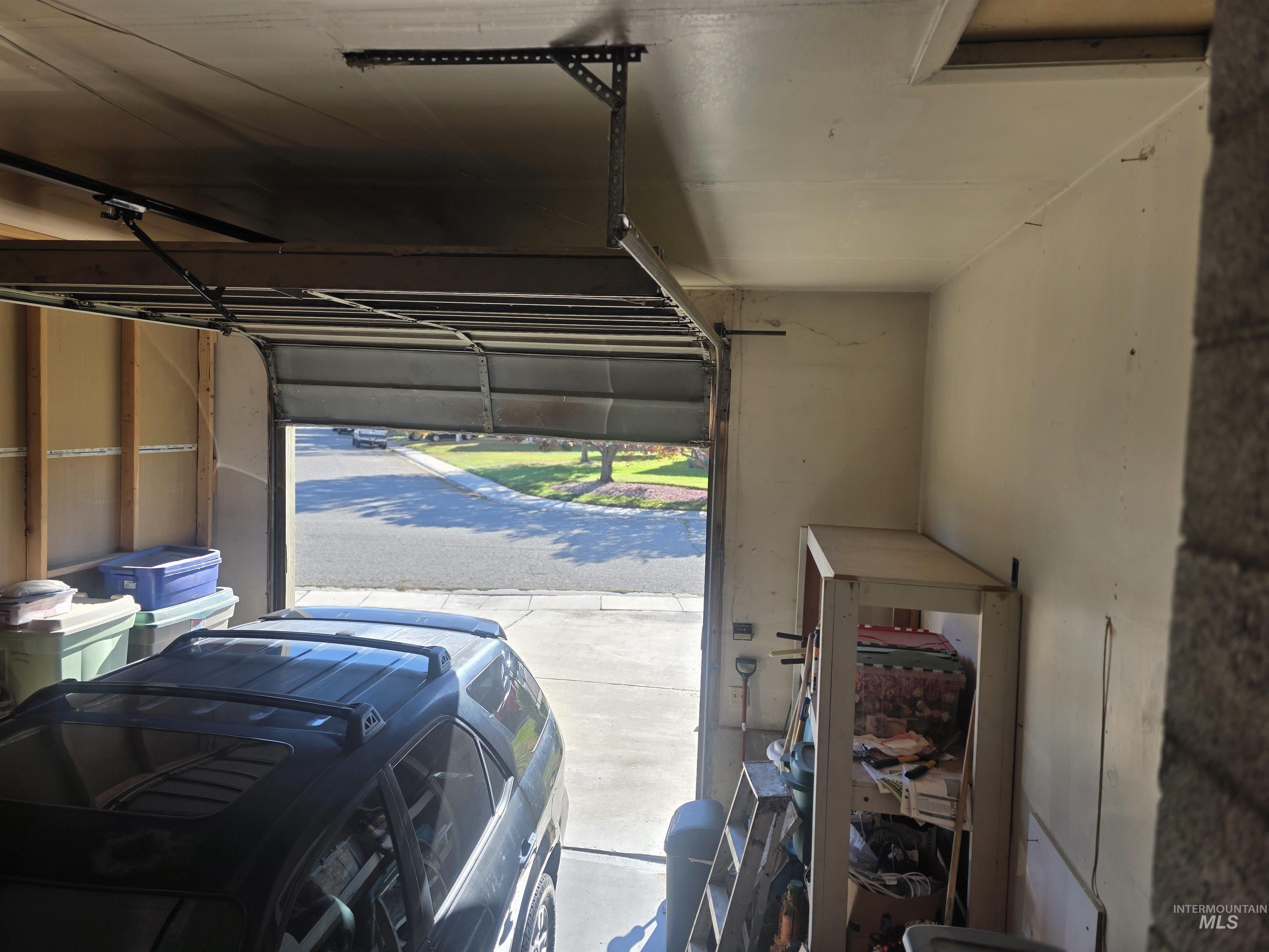 Garage number 1.
